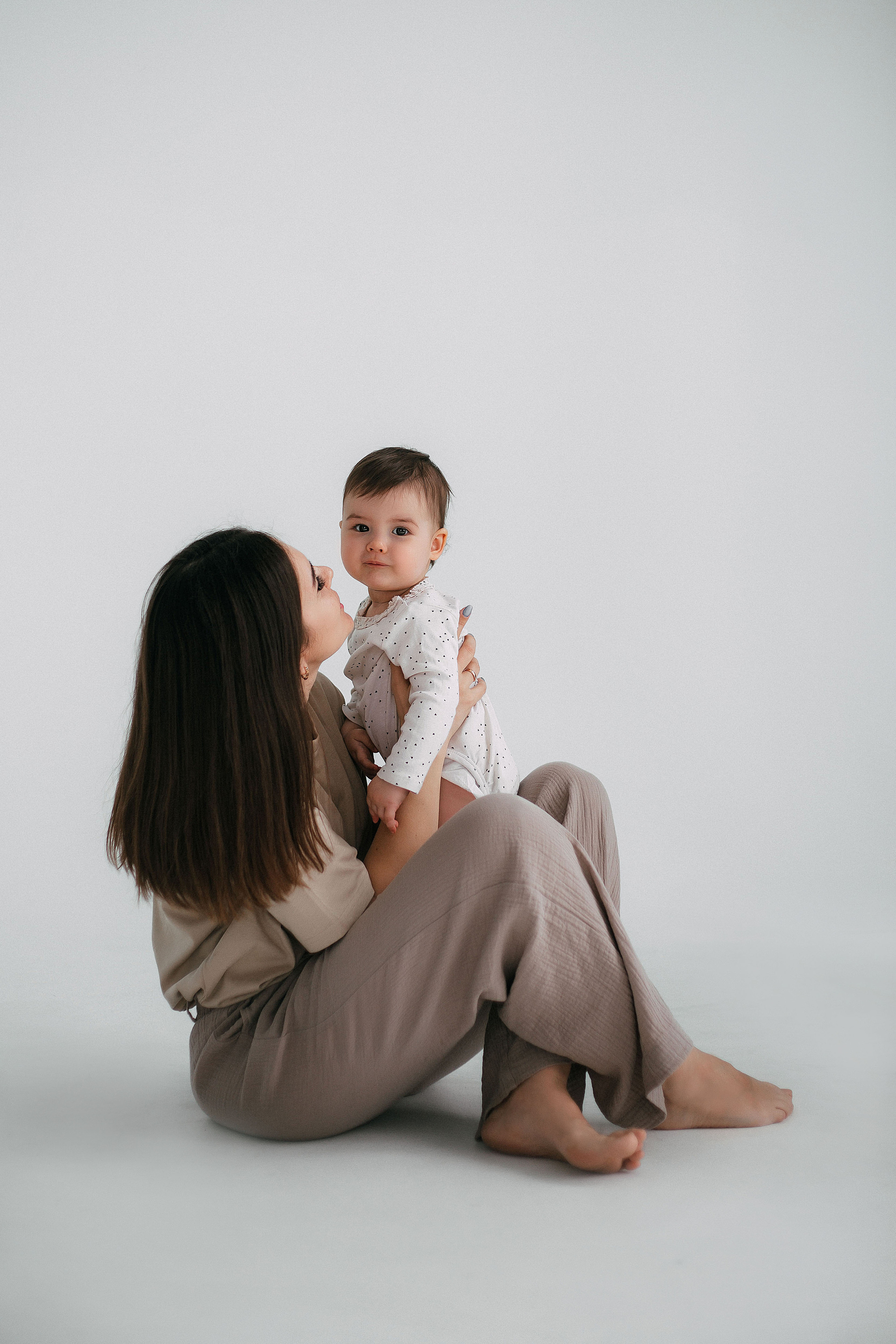 Стиль минимализм. Семейный и детский фотограф в Омске Мусина Мария