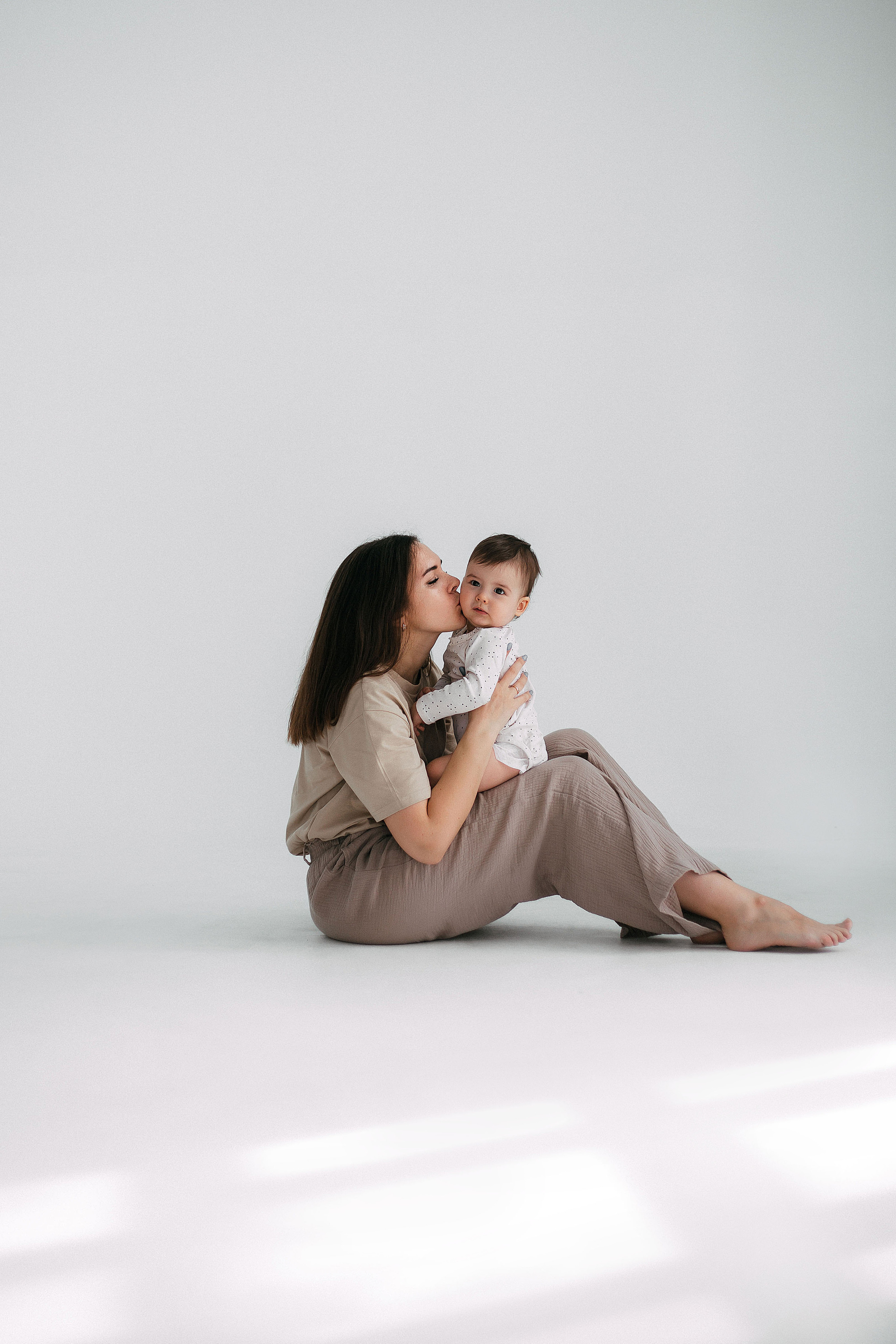 Стиль минимализм. Семейный и детский фотограф в Омске Мусина Мария