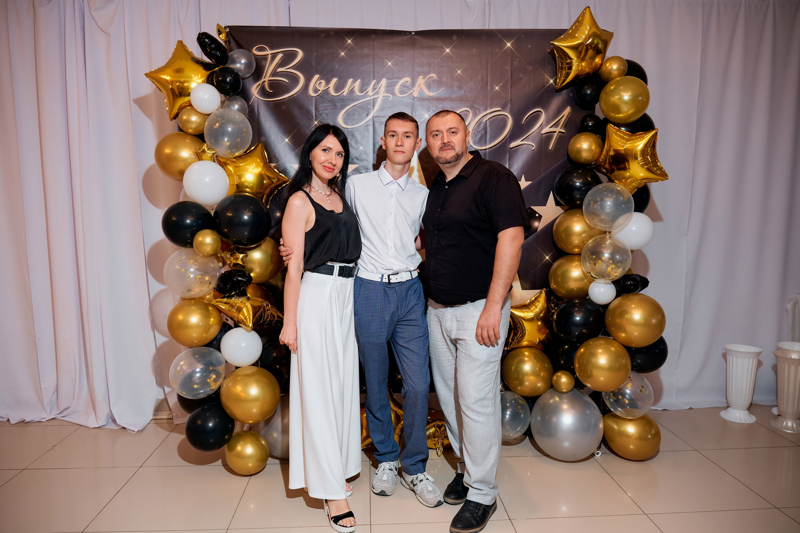 Выпускной 11В. Школа 38. Фотограф Таганрог Анна Трайжон