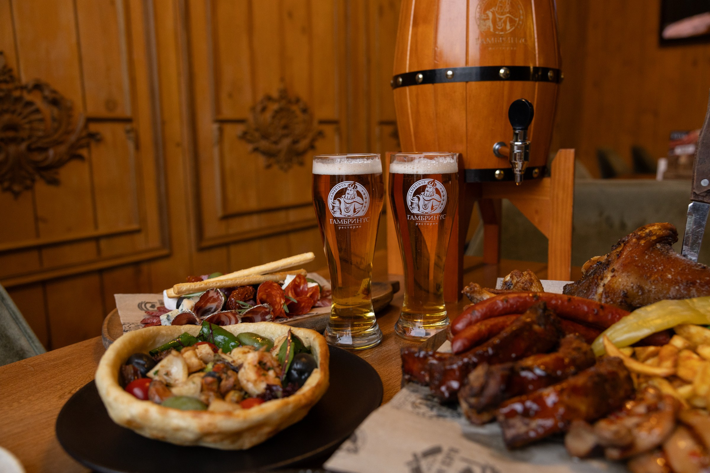 Ресторан Гамбринус. Свадебный и портретный фотограф в Москве Мария Кравченко