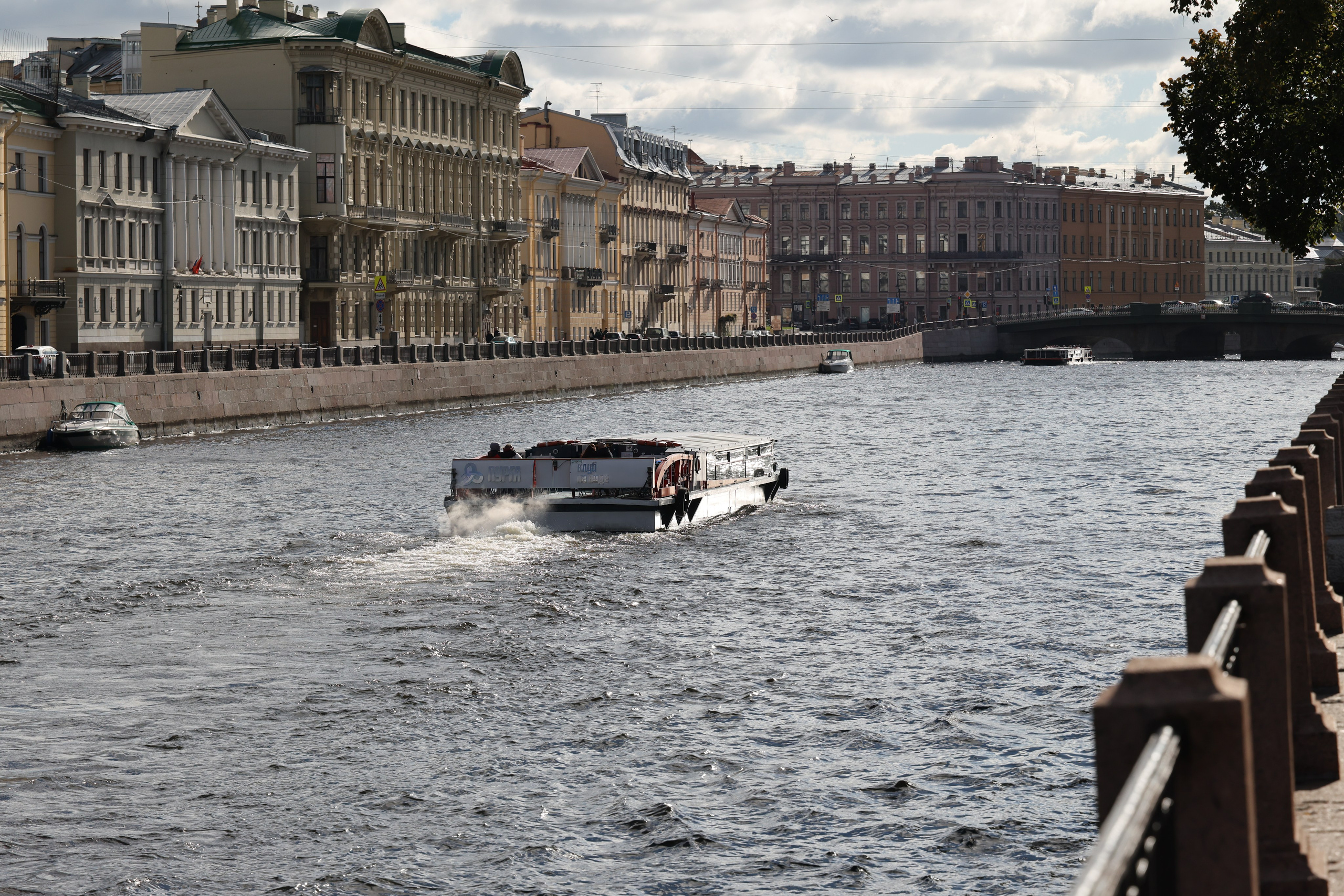 Это Питер, детка. Добро пожаловать в студию «Цифровой скульптор»  где искусство встречается с технологиями!