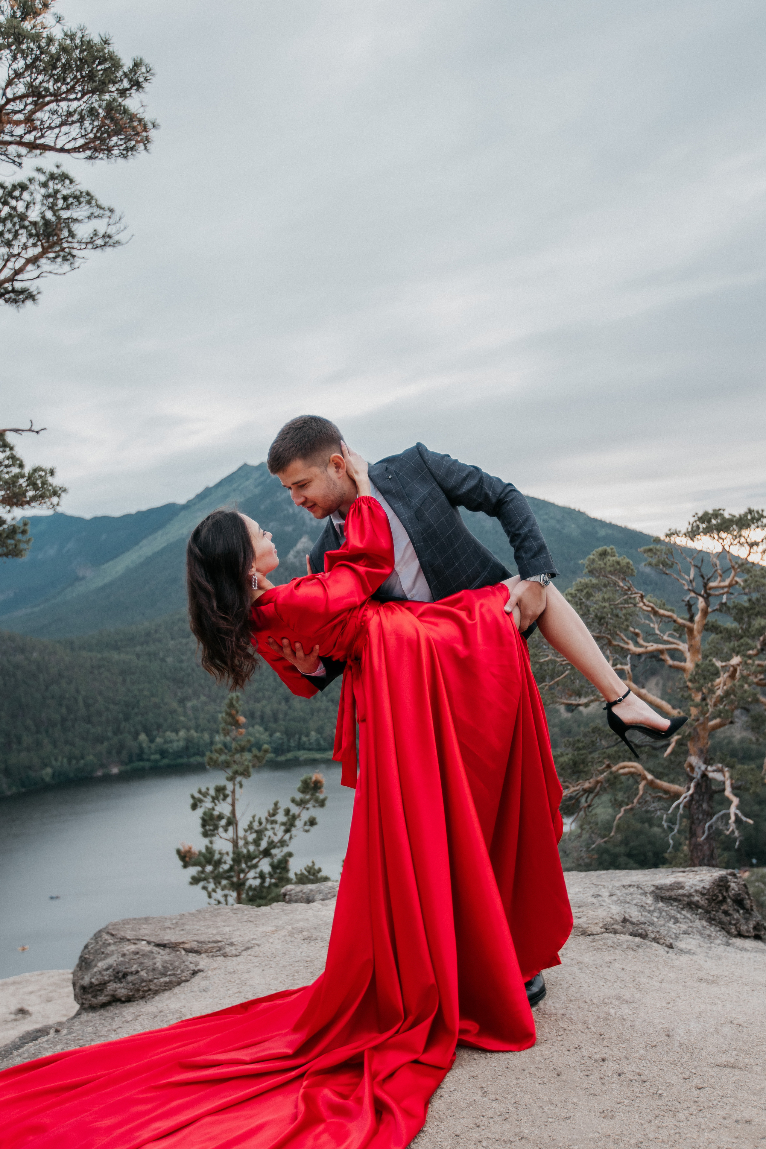 Rustem&Aina. Профессиональный фотограф в городе Астана/Алматы Даурен Сембаев