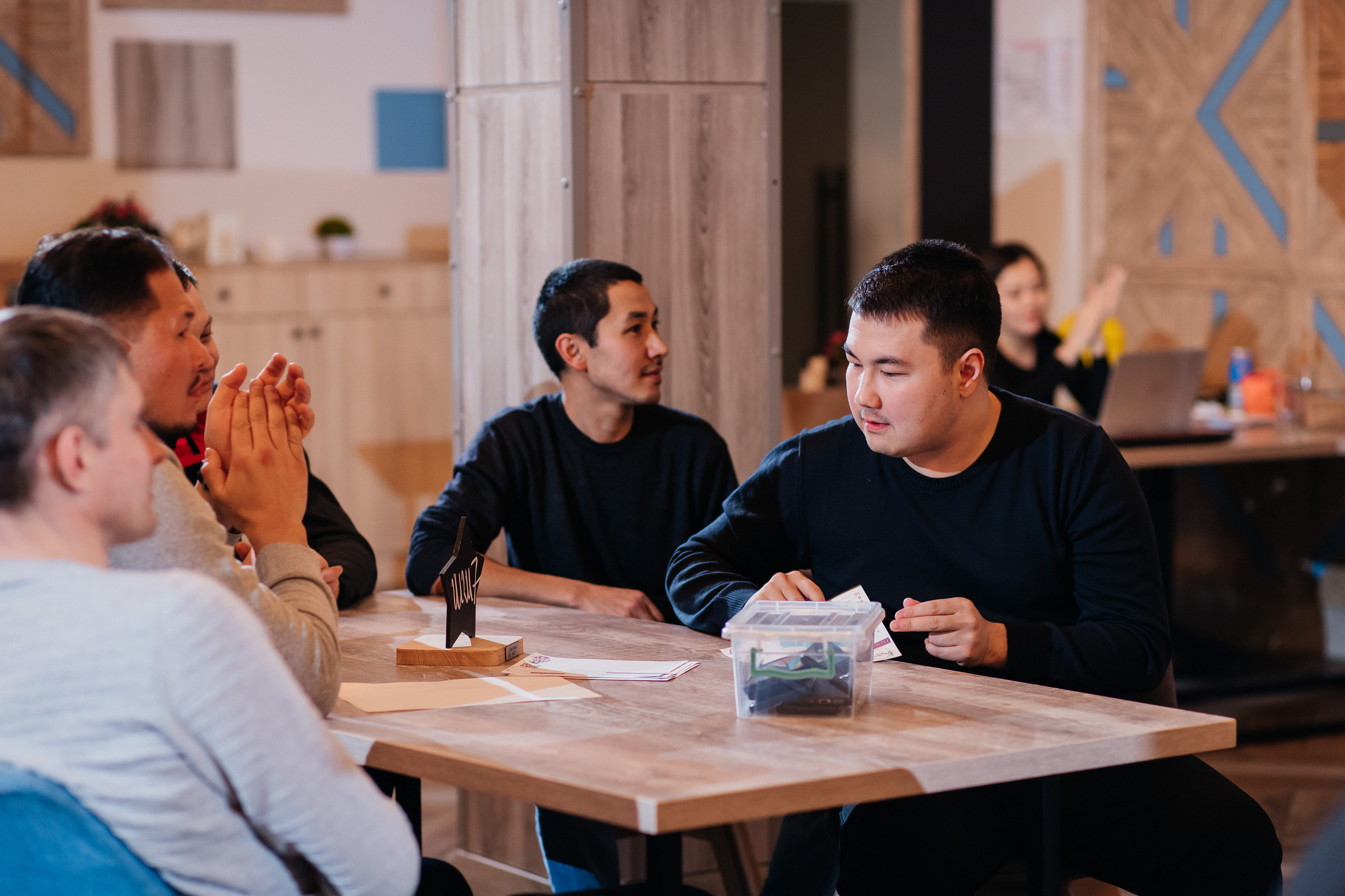 OTIS. Профессиональный фотограф в городе Астана/Алматы Даурен Сембаев
