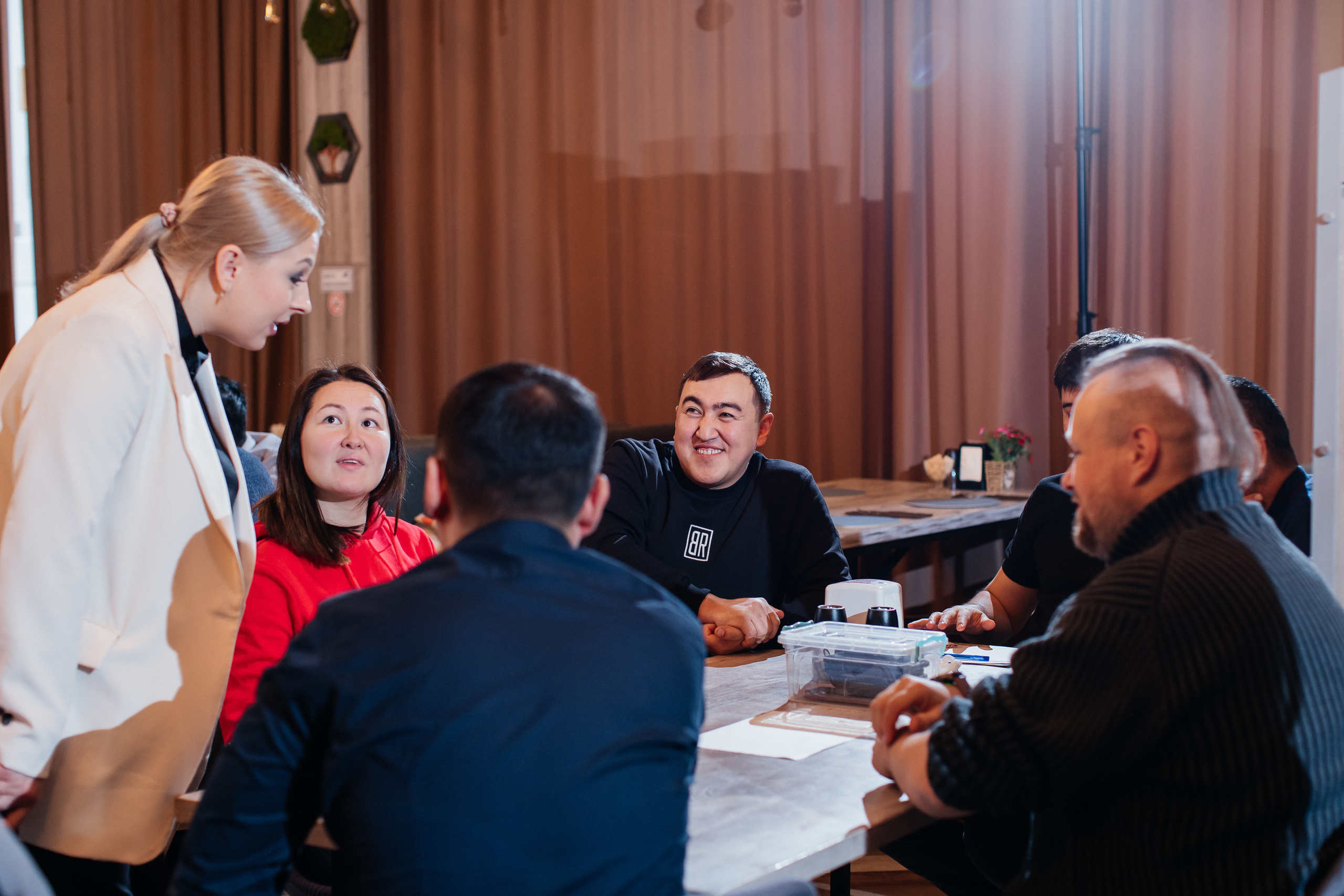 OTIS. Профессиональный фотограф в городе Астана/Алматы Даурен Сембаев