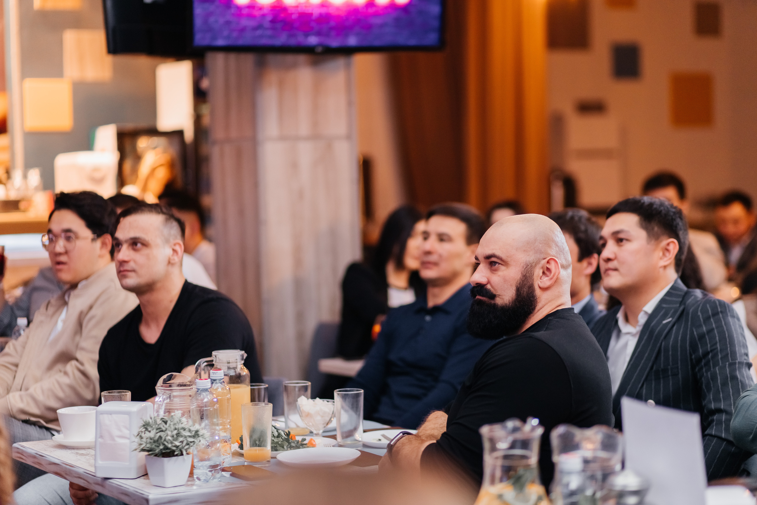 Вечер Юмора. Профессиональный фотограф в городе Астана/Алматы Даурен Сембаев