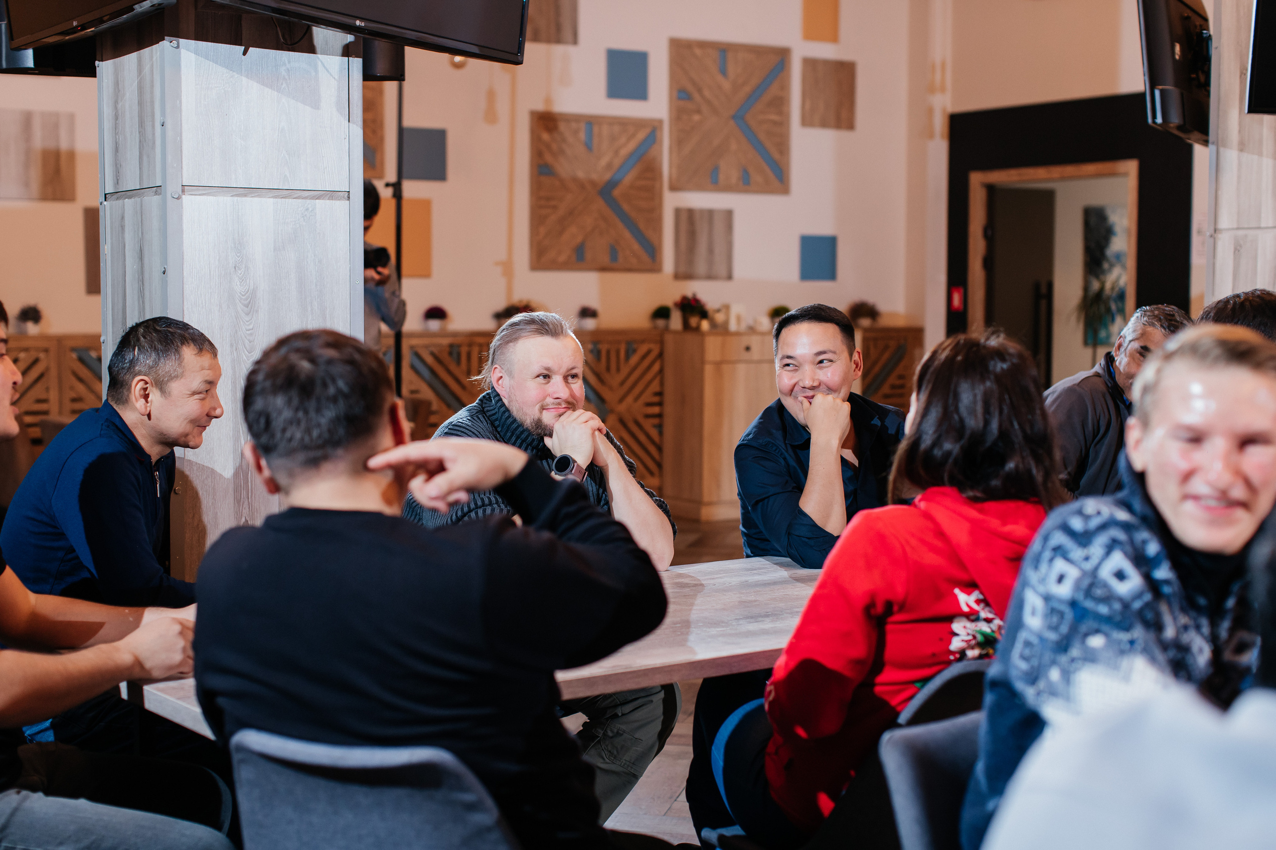 OTIS. Профессиональный фотограф в городе Астана/Алматы Даурен Сембаев