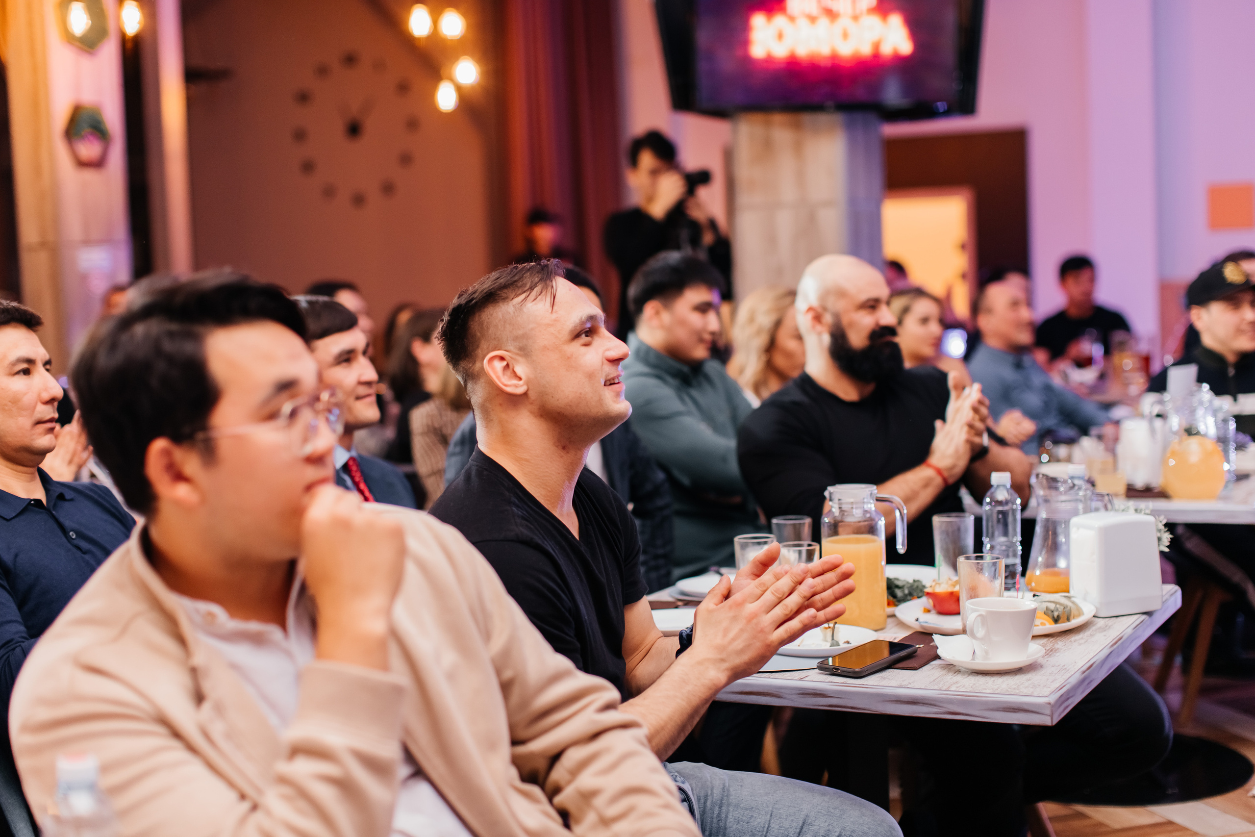 Вечер Юмора. Профессиональный фотограф в городе Астана/Алматы Даурен Сембаев