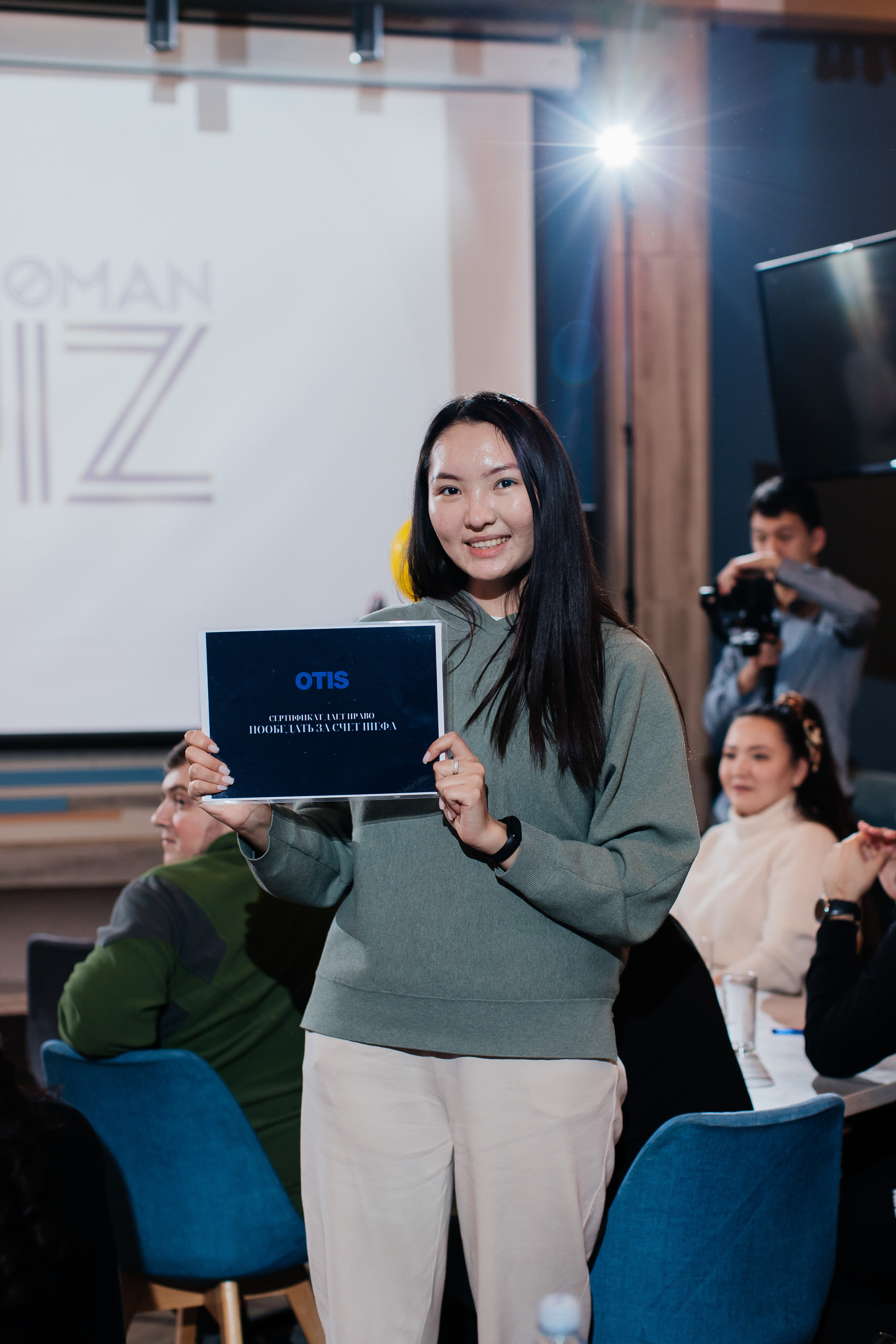 OTIS. Профессиональный фотограф в городе Астана/Алматы Даурен Сембаев