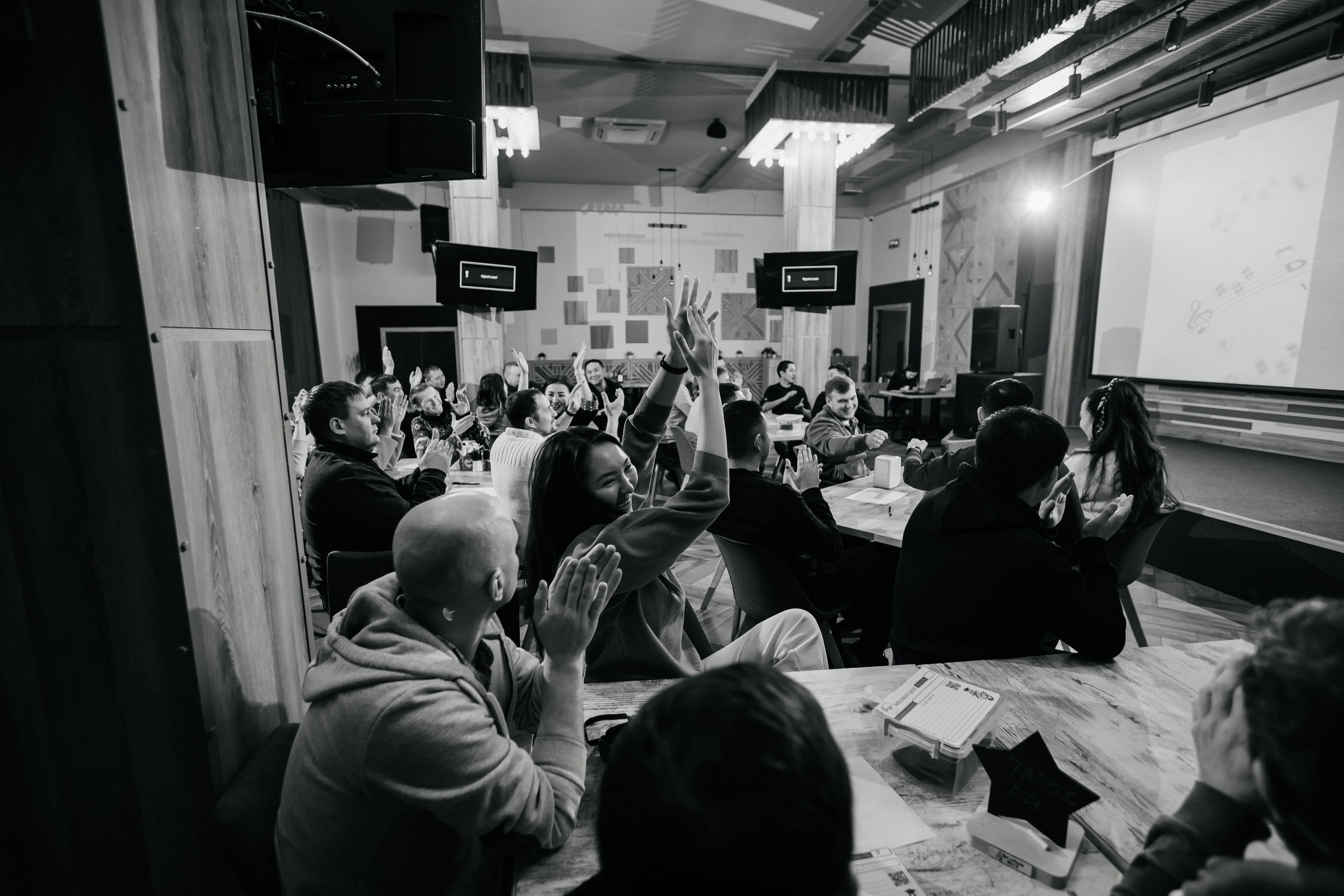 OTIS. Профессиональный фотограф в городе Астана/Алматы Даурен Сембаев