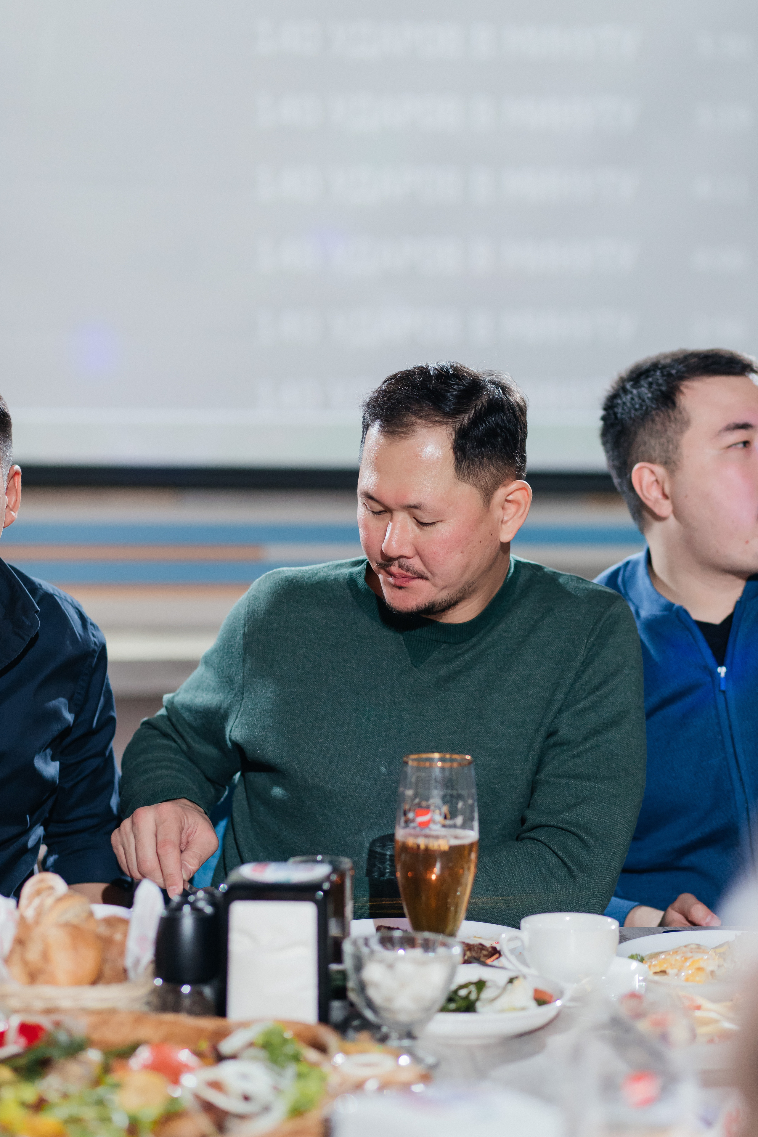 OTIS. Профессиональный фотограф в городе Астана/Алматы Даурен Сембаев