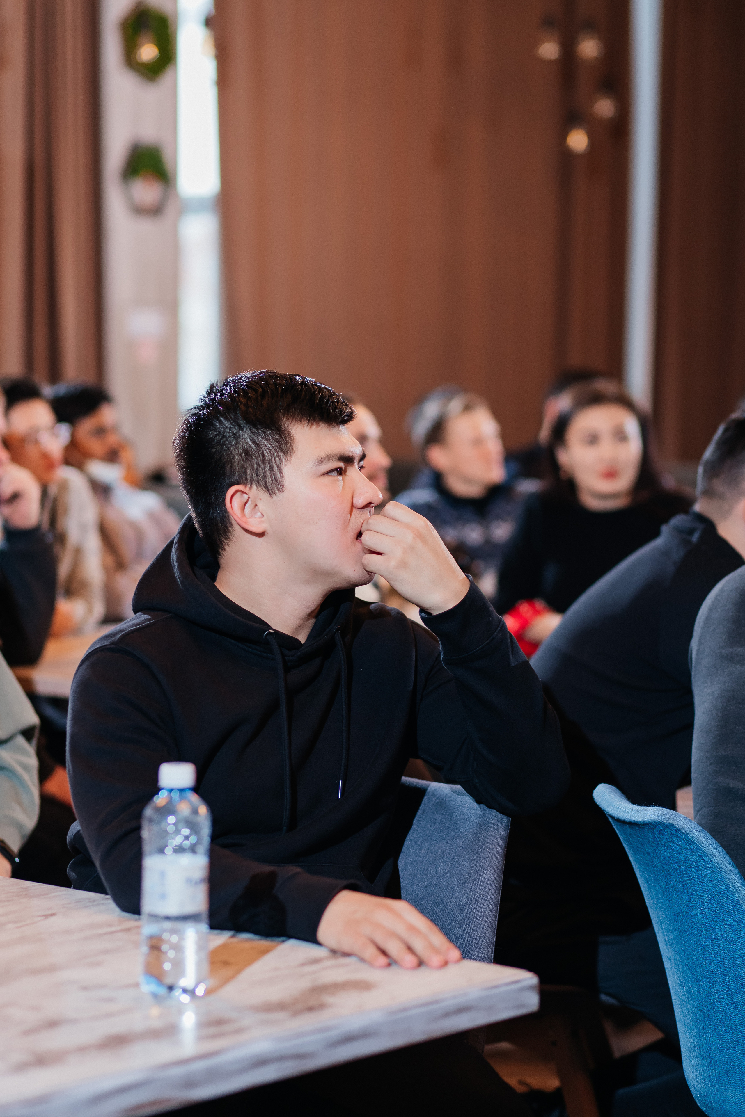 OTIS. Профессиональный фотограф в городе Астана/Алматы Даурен Сембаев