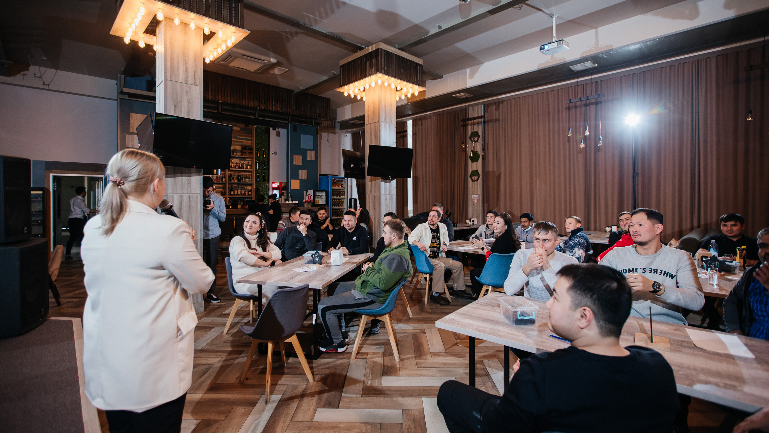 OTIS. Профессиональный фотограф в городе Астана/Алматы Даурен Сембаев