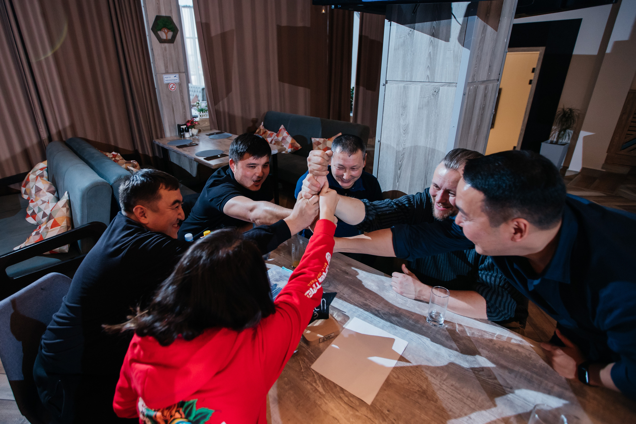 OTIS. Профессиональный фотограф в городе Астана/Алматы Даурен Сембаев