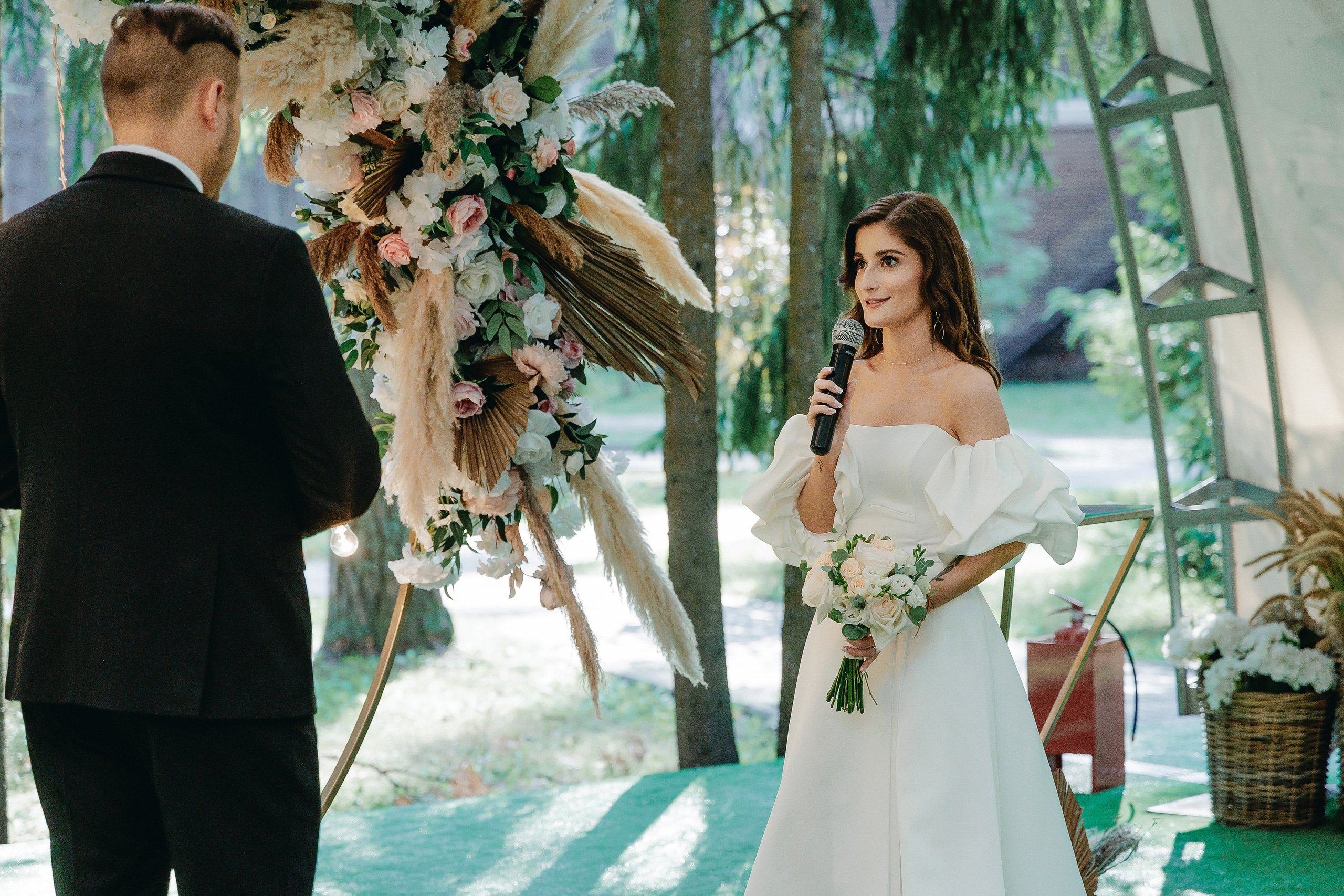 Фотосъёмка свадьбы во Владимире и Москве. Свадебный репортажный фотограф во Владимире Евгений Топаз