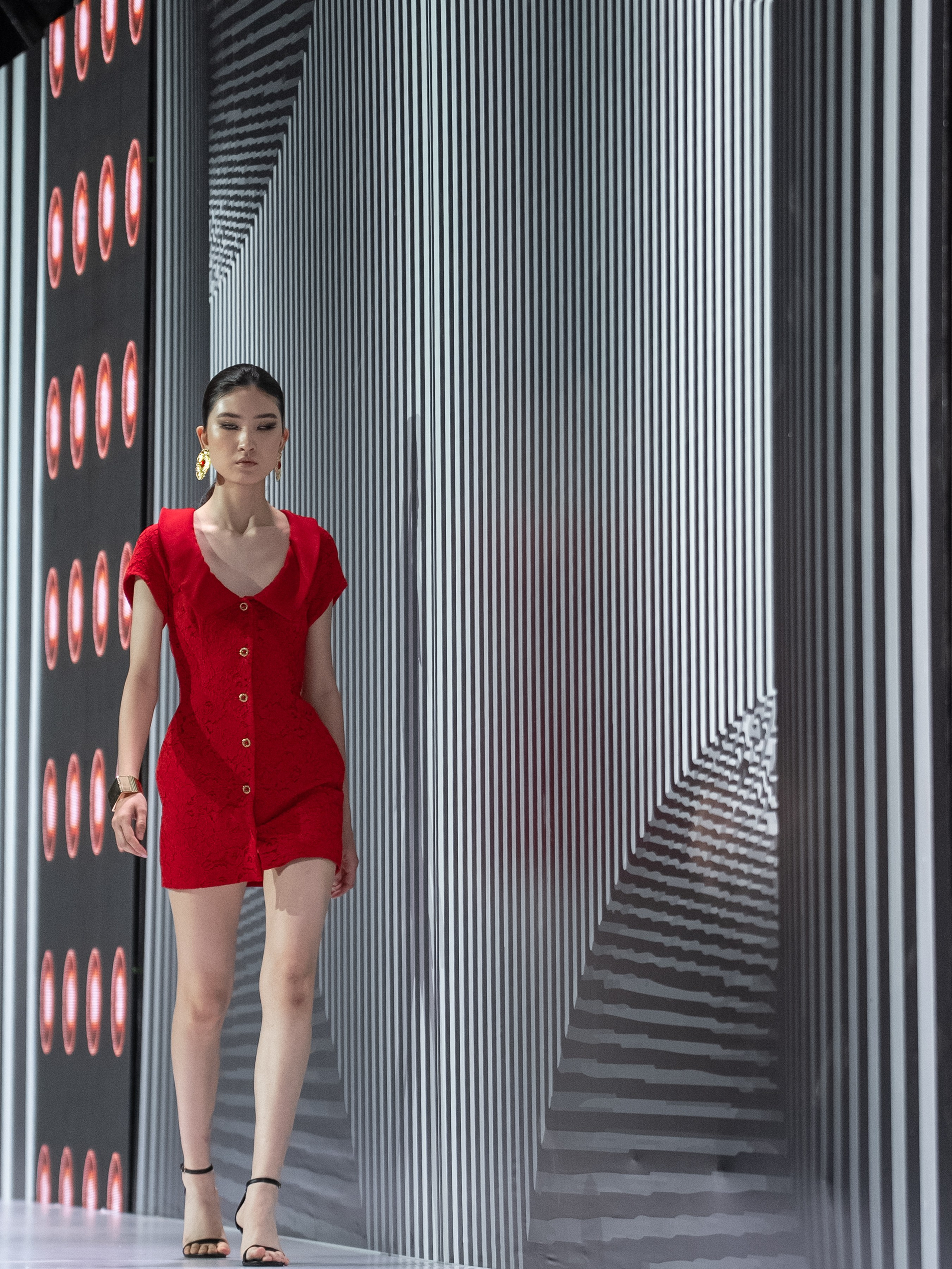 NIKITA OKISHEV. Сайт Алматинского НЮ АРТ, будуар и фэшн фотографа Дениса Карпенко