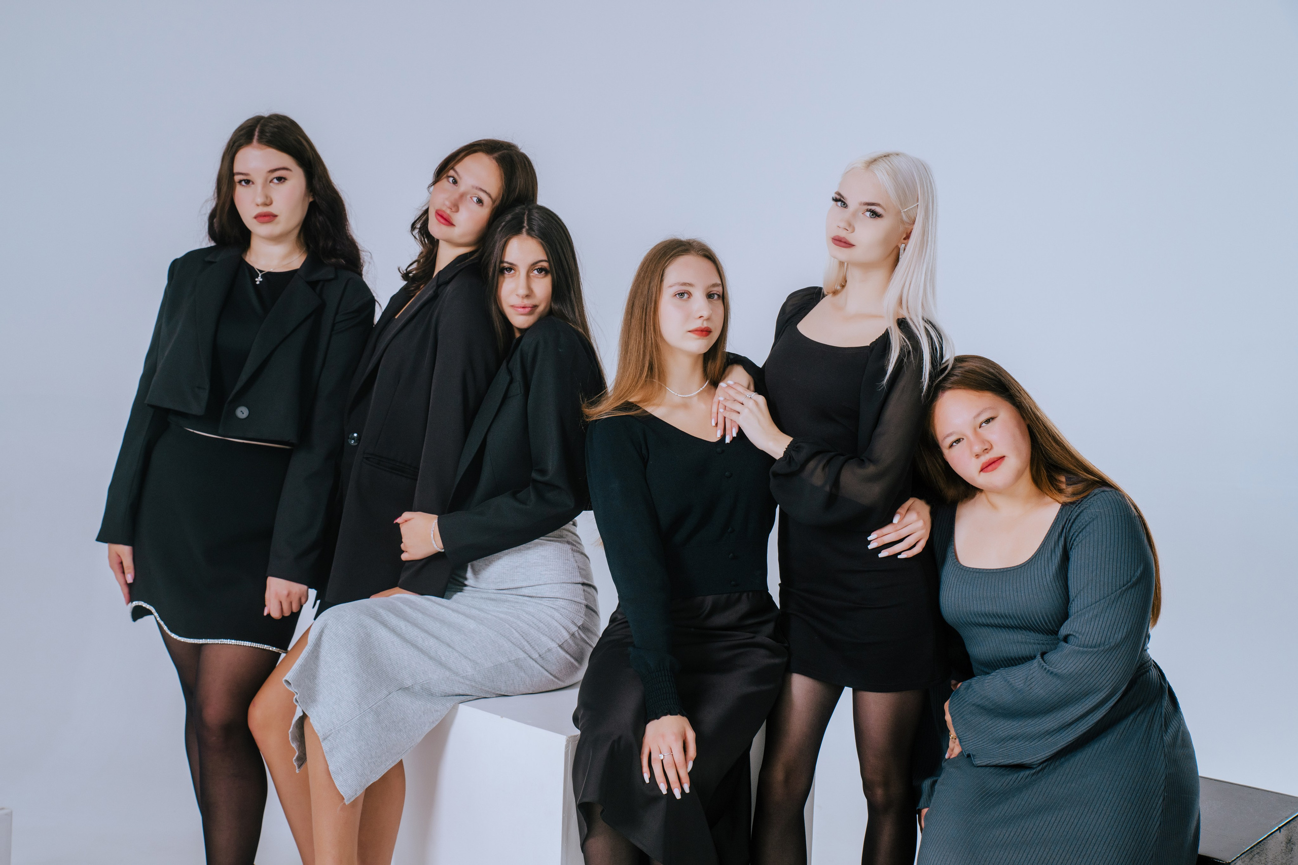 Школа № 1 — 11 класс выпуск 2025. Фотограф Ярмишко Дарья. Выпускные фотокниги