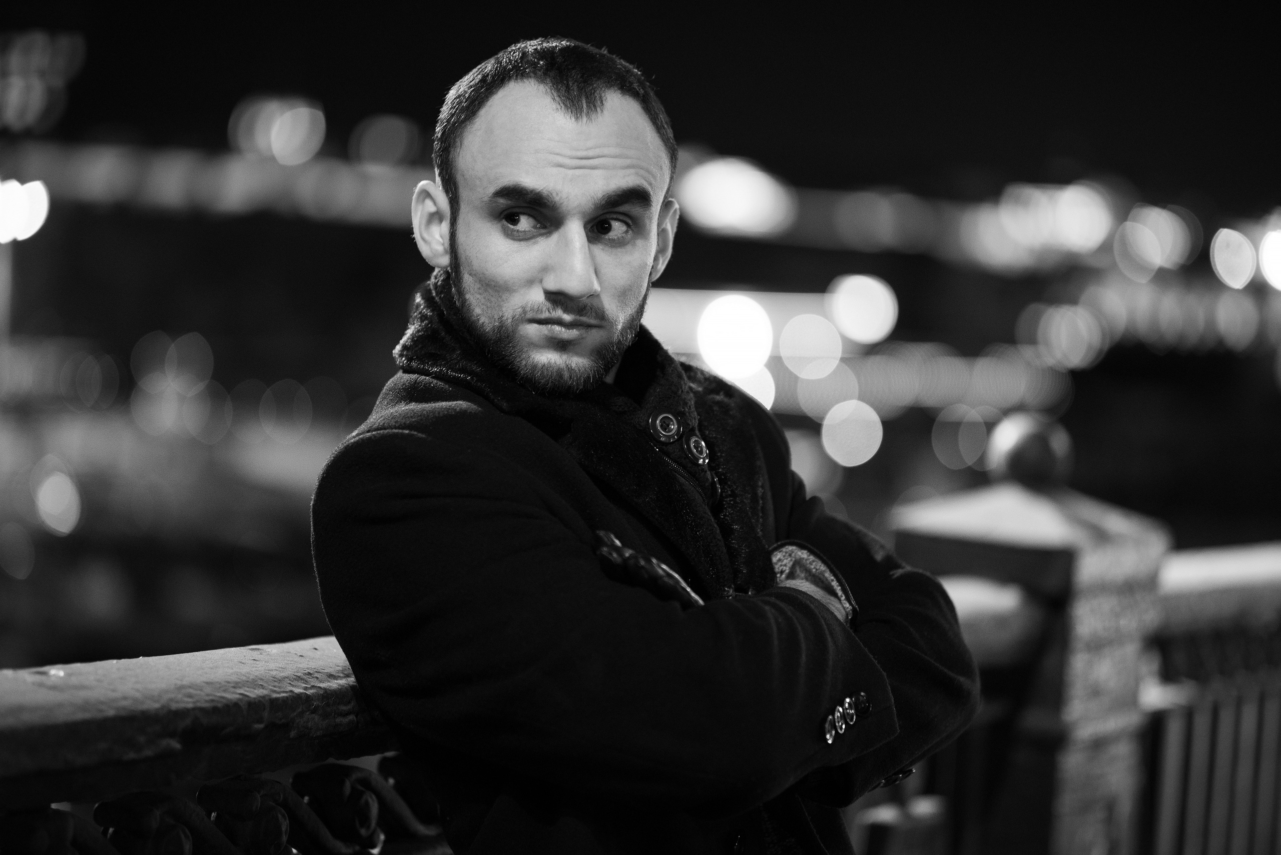 Мужской портрет в стиле нуар.