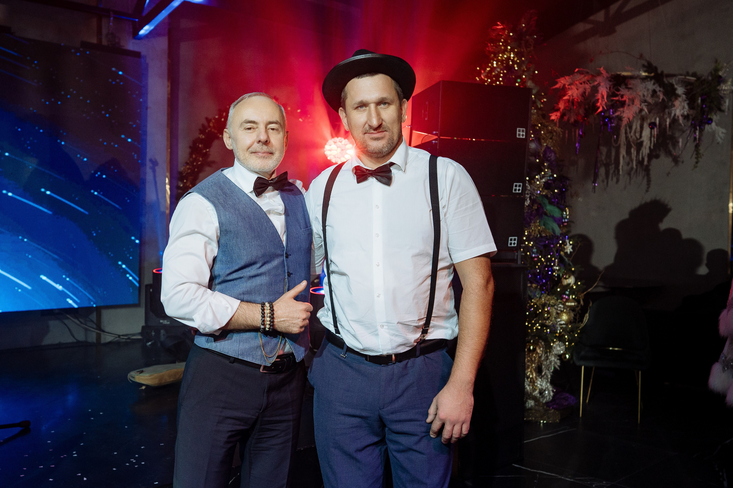 Альбион Тур