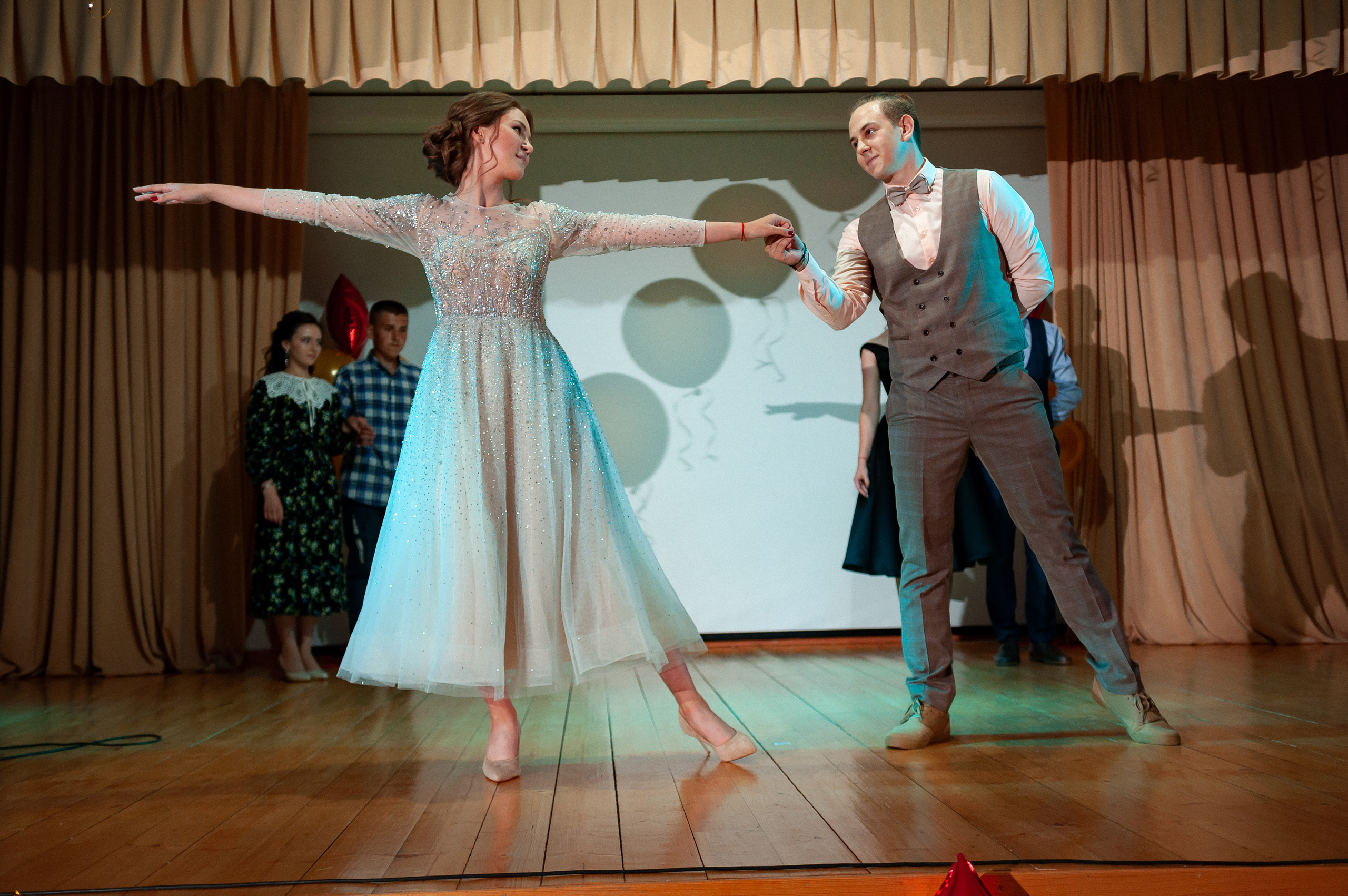 Выпускной бал. Твой Выпускной альбом Москва Новомосковск Кимовск