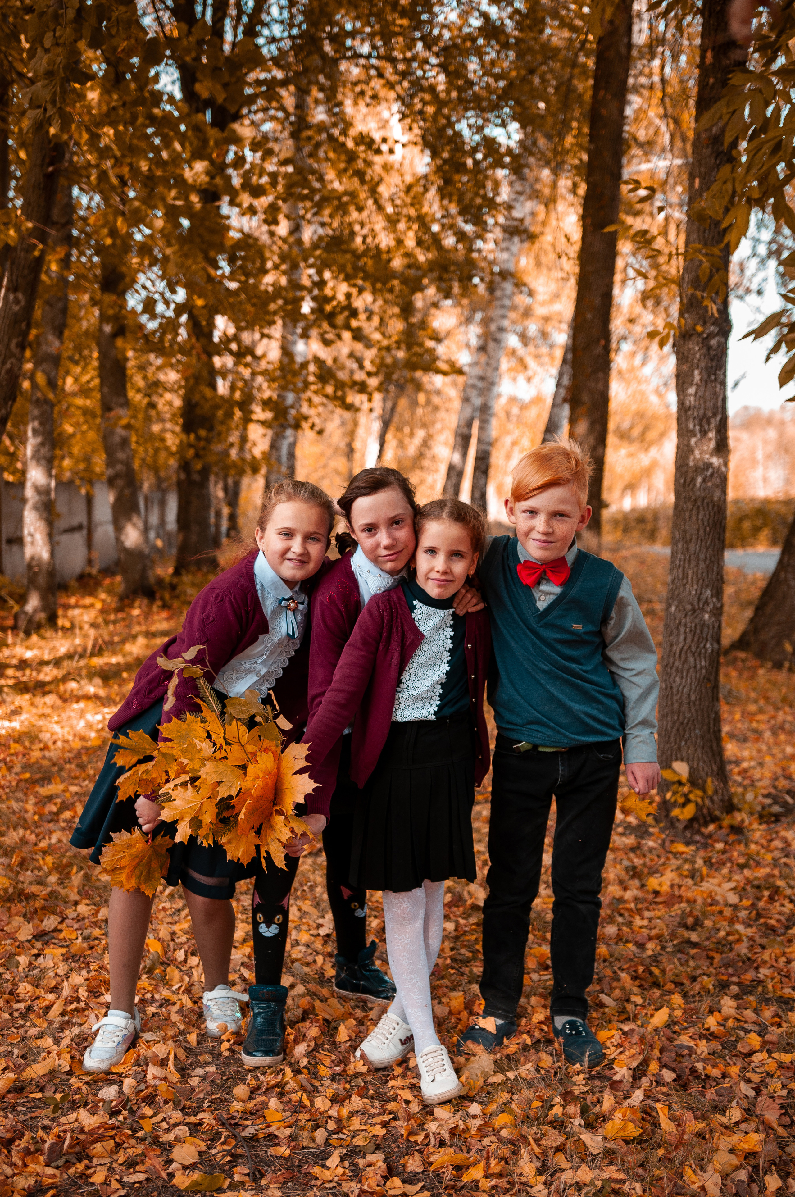 Групповые фото. Начальная школа. Твой Выпускной альбом Москва Новомосковск Кимовск
