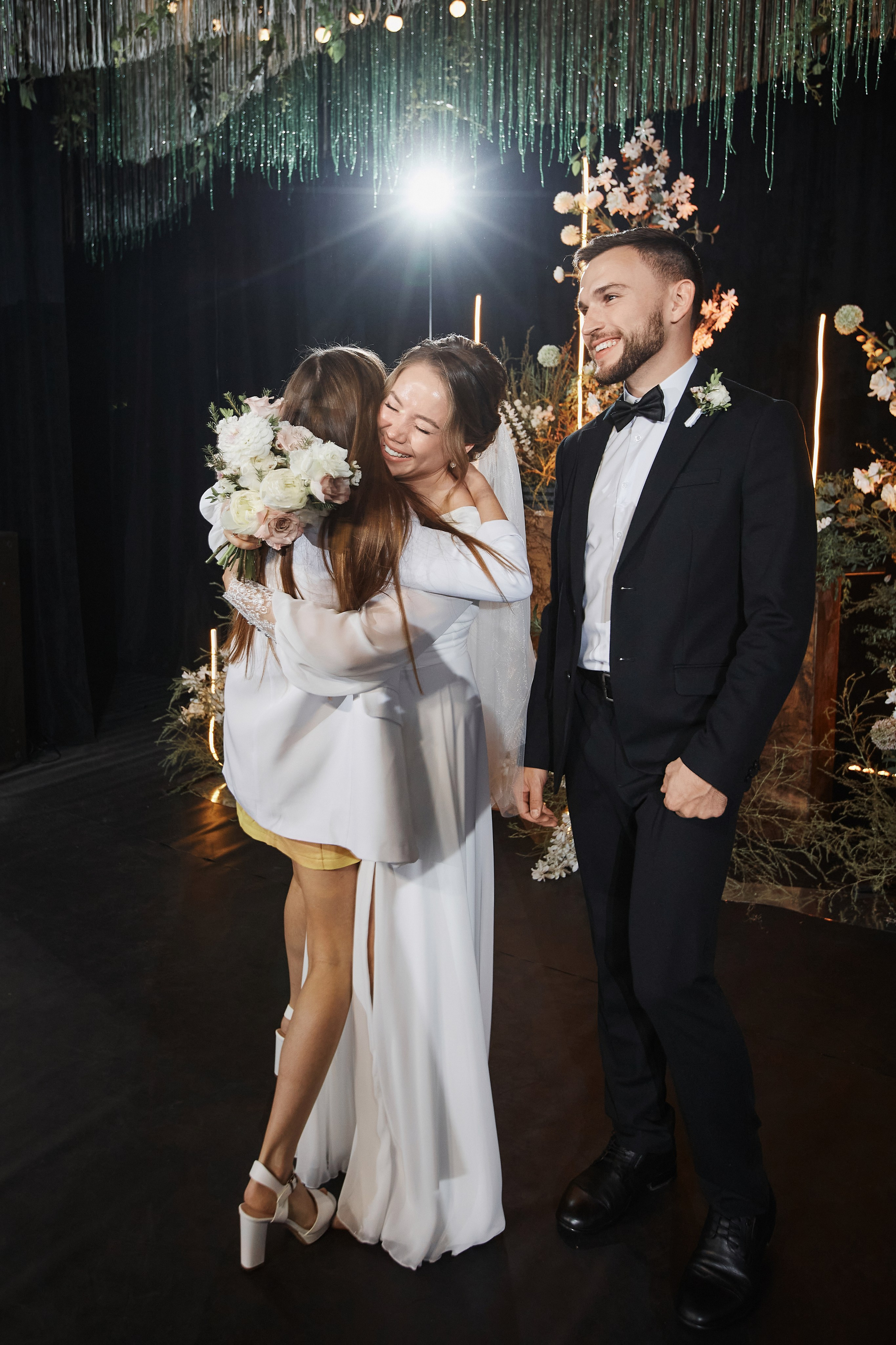 Костя и Елена Банкет. Ваш фотограф Антон Колташов город Курган Тюмень Челябинск Екатеринбург