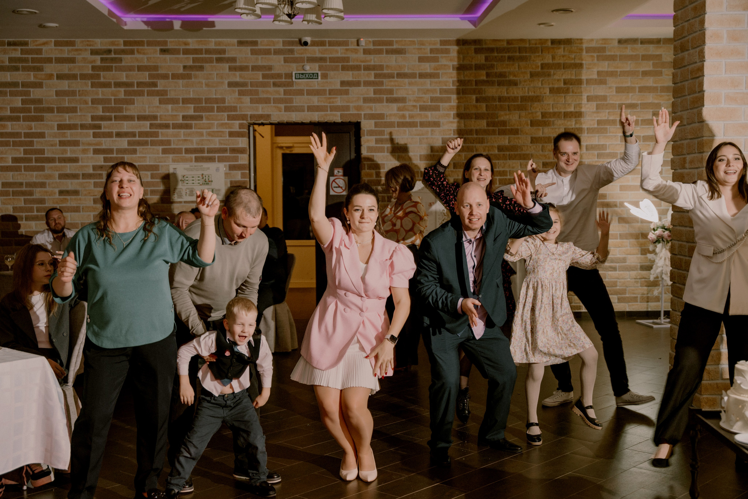 Денис и Ирина. Свадебный и индивидуальный фотограф в Суворове Клюева Мария