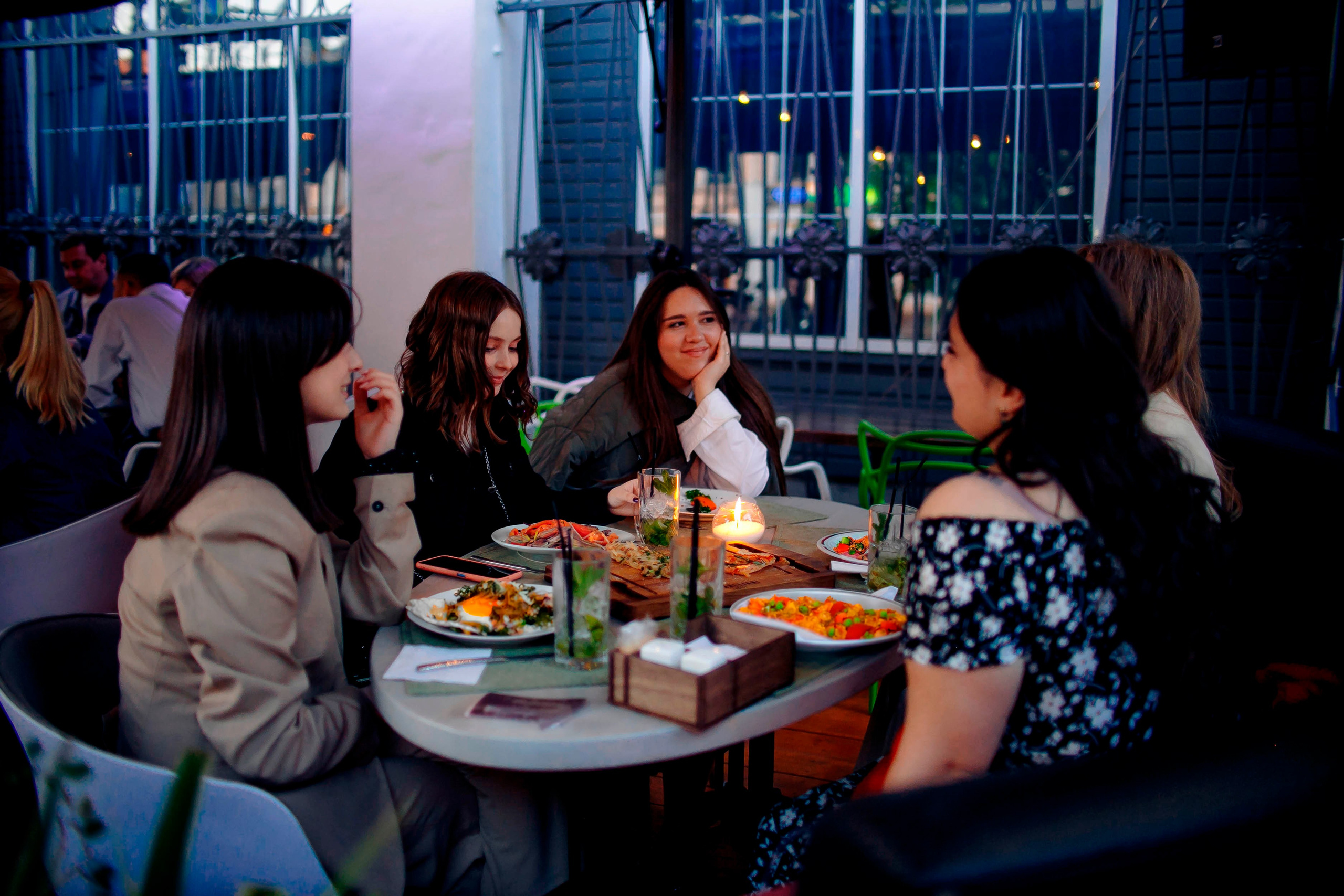 «Белый Кролик». Ваш репортажный фотограф Артемий Антонов