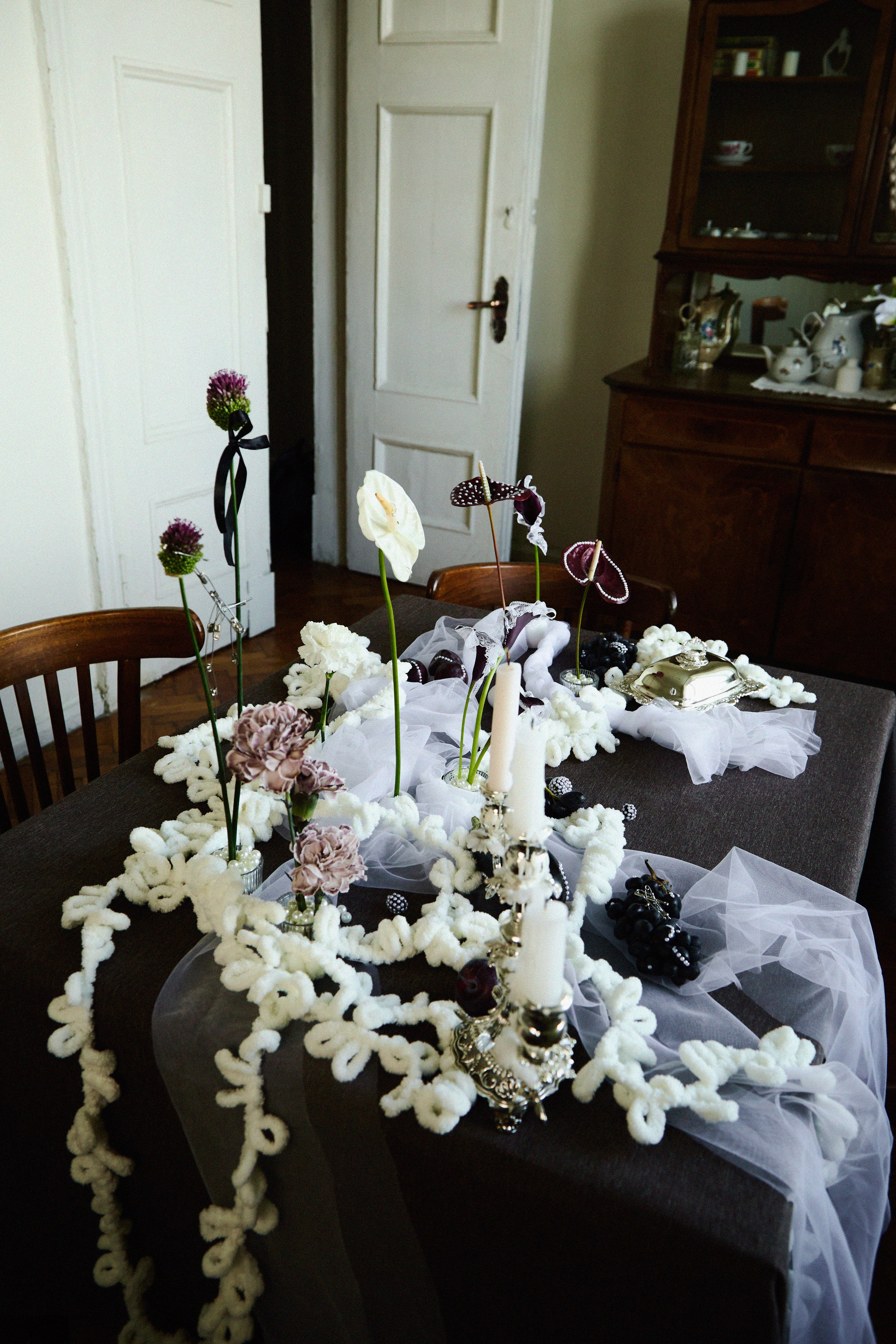 Mary. Arina Kharakhashian