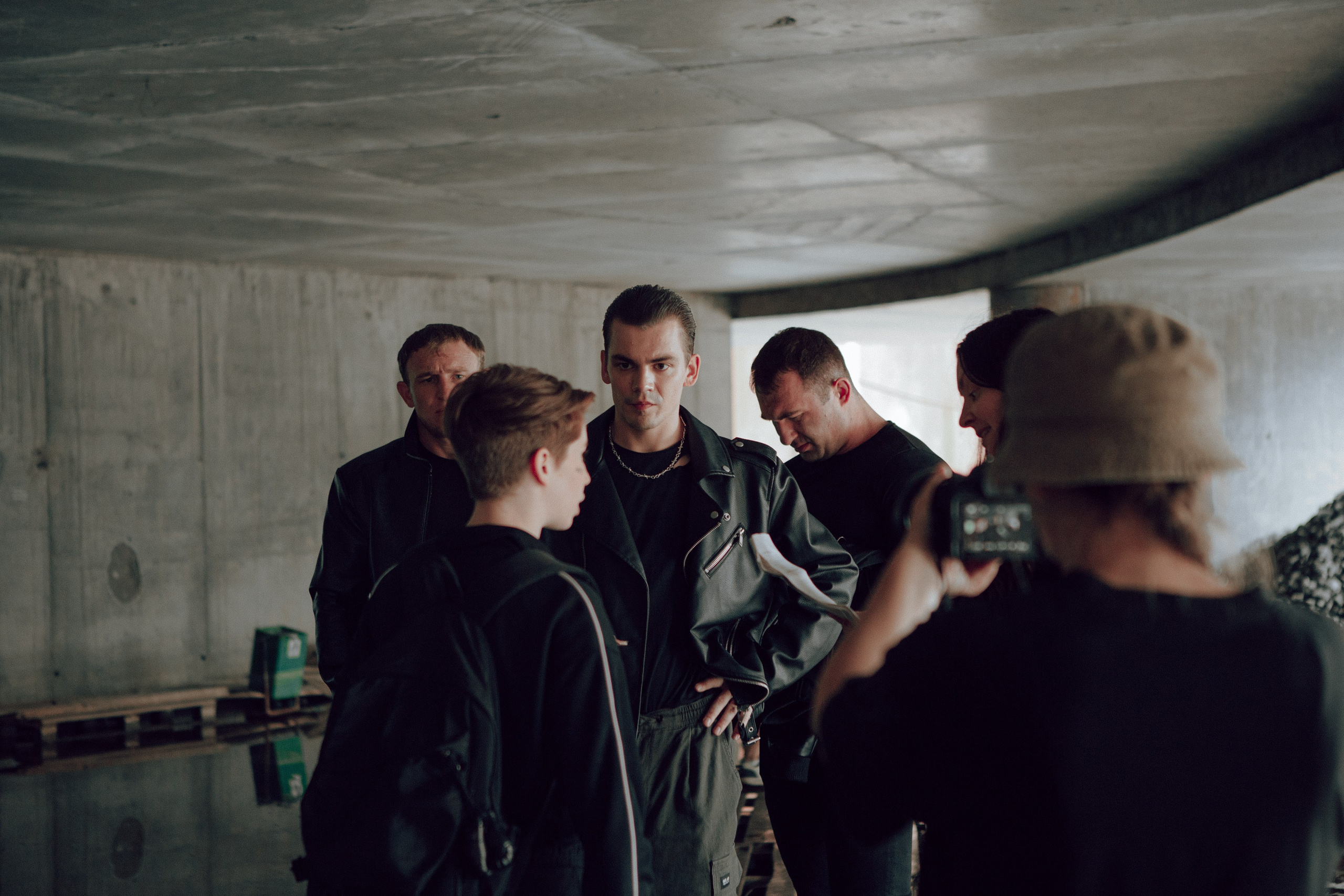 Саша против!