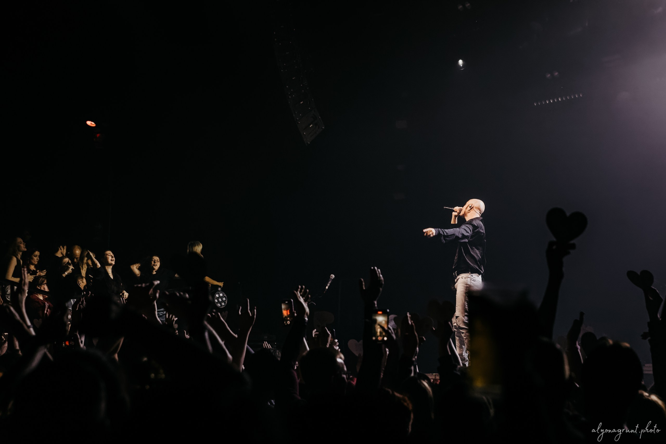 Ravanna, фоторепортаж, СПб, Aurora Concert Hall, 21.11.2025. Алена Адрианова: фотограф в Санкт-Петербурге