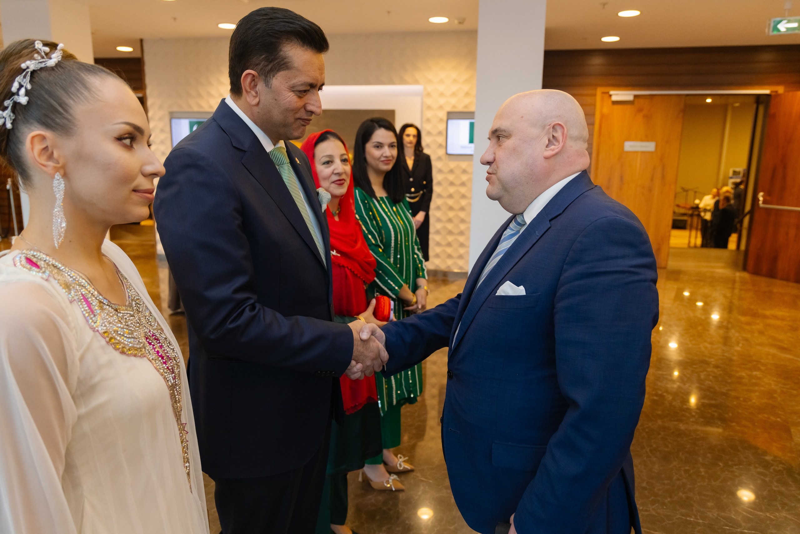 Фотосъемка делегации Пакистана в Беларуси в отеле Марриотт. Свадебный фотограф в Минске/Беларуси Сергей Спиридонов