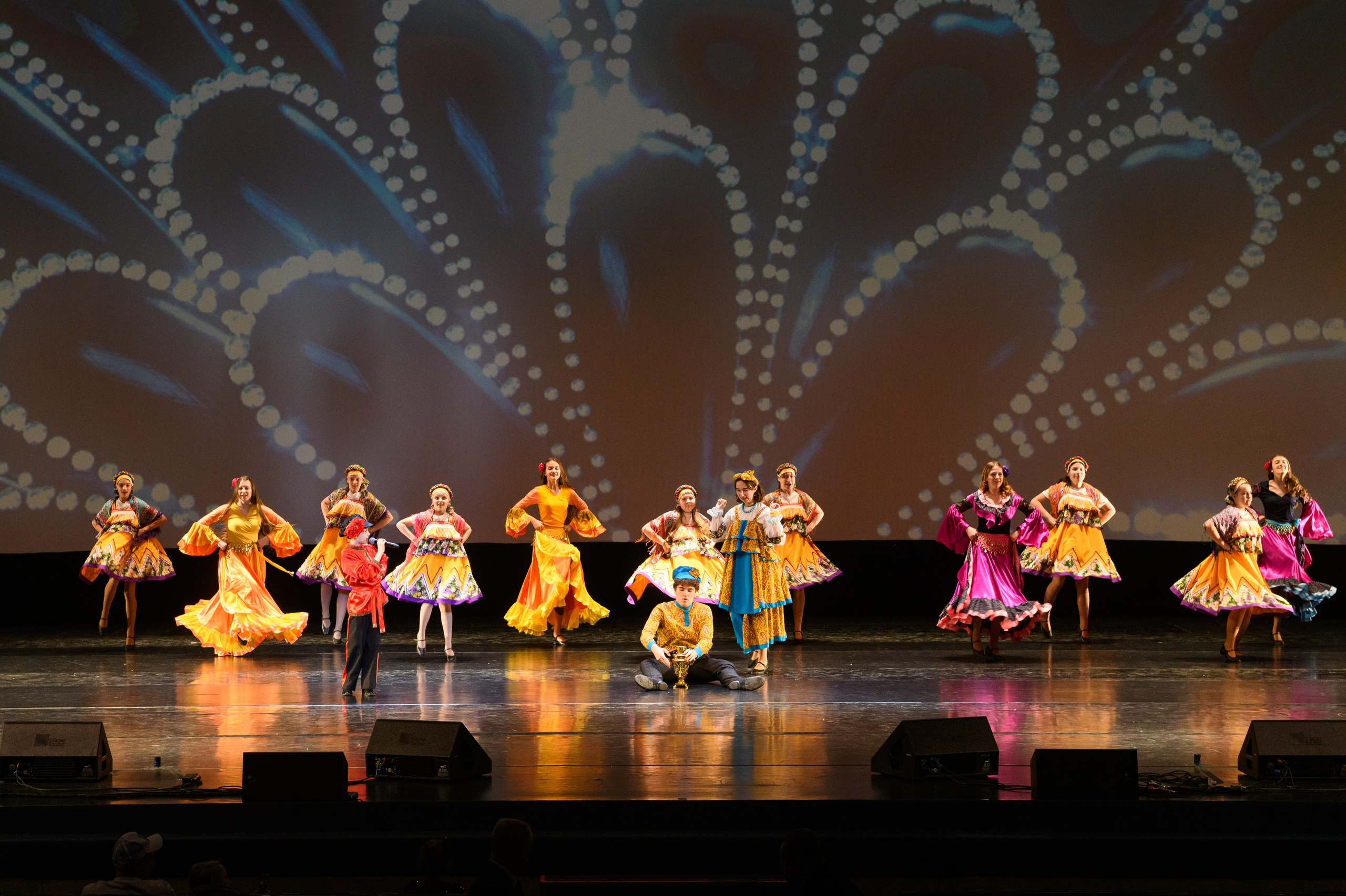 23 апреля, часть 2, БКЗ Октябрьский, г. Санкт-Петербург. Золотое яблочко