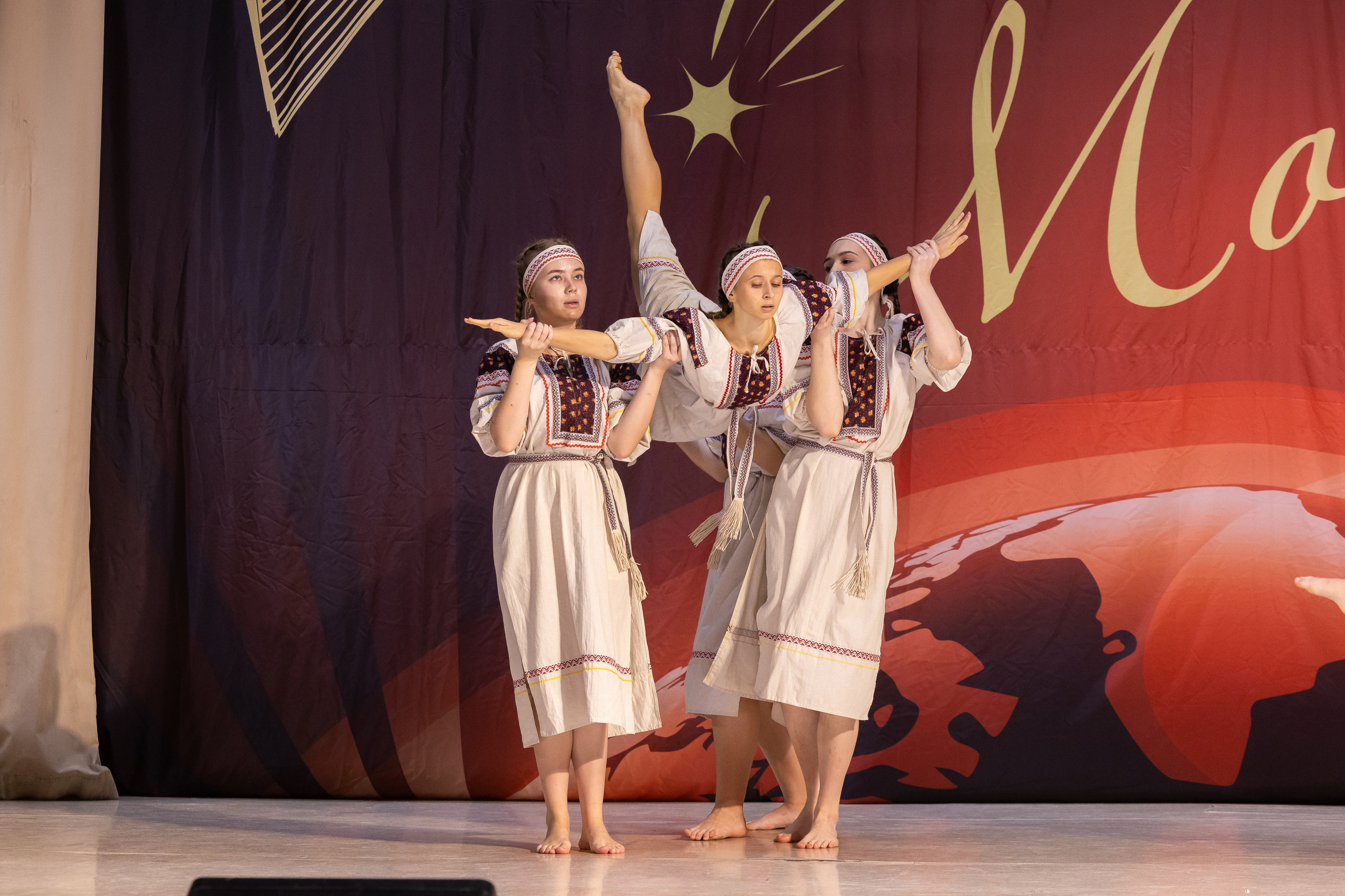 9 ноября, танцевальные номера, г. Волгоград. Золотое яблочко