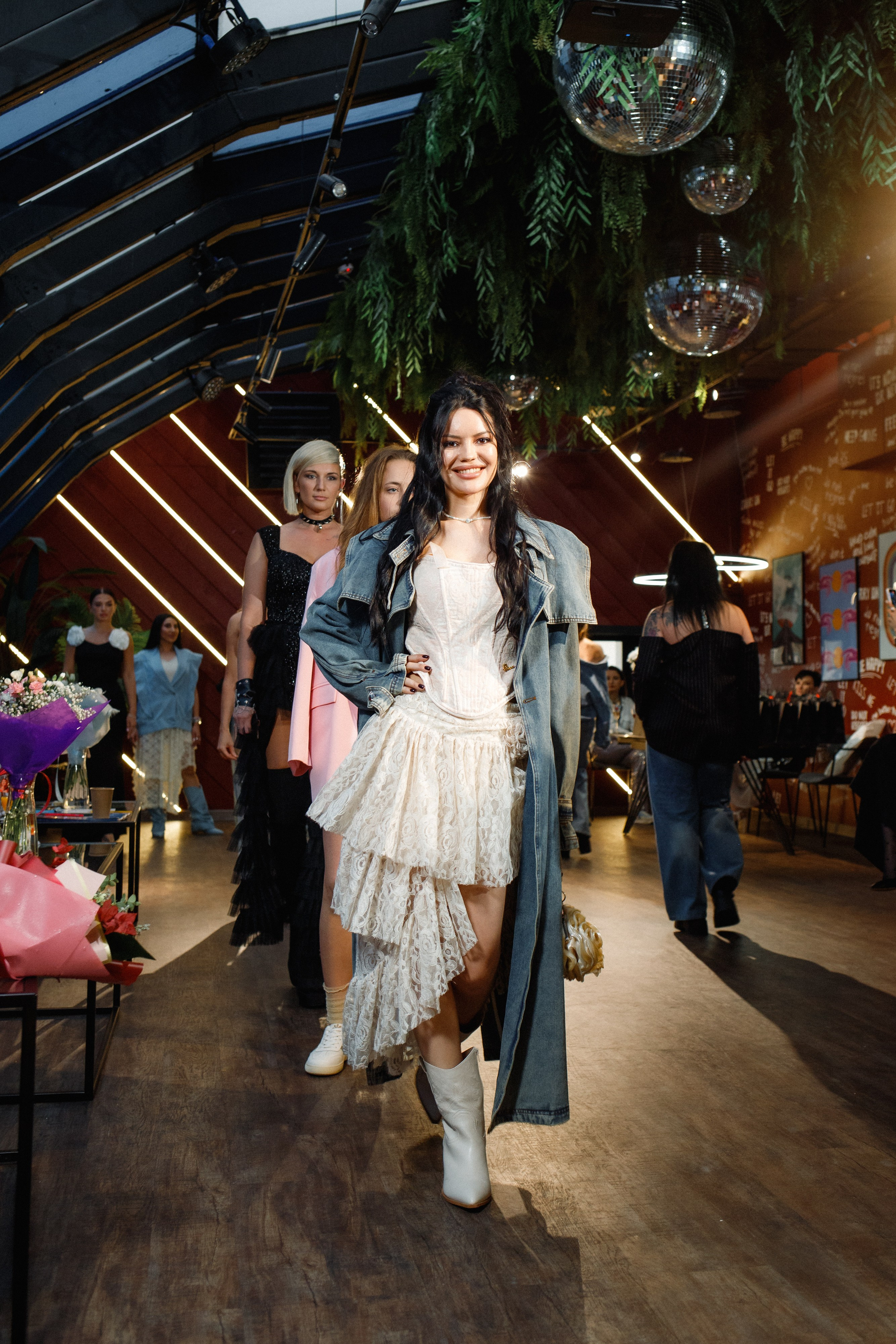 QUEEN KHV [12 ЛЕТ]. СВОИ. ФОТООТЧЕТЫ-СОБЫТИЯ-МЕСТА