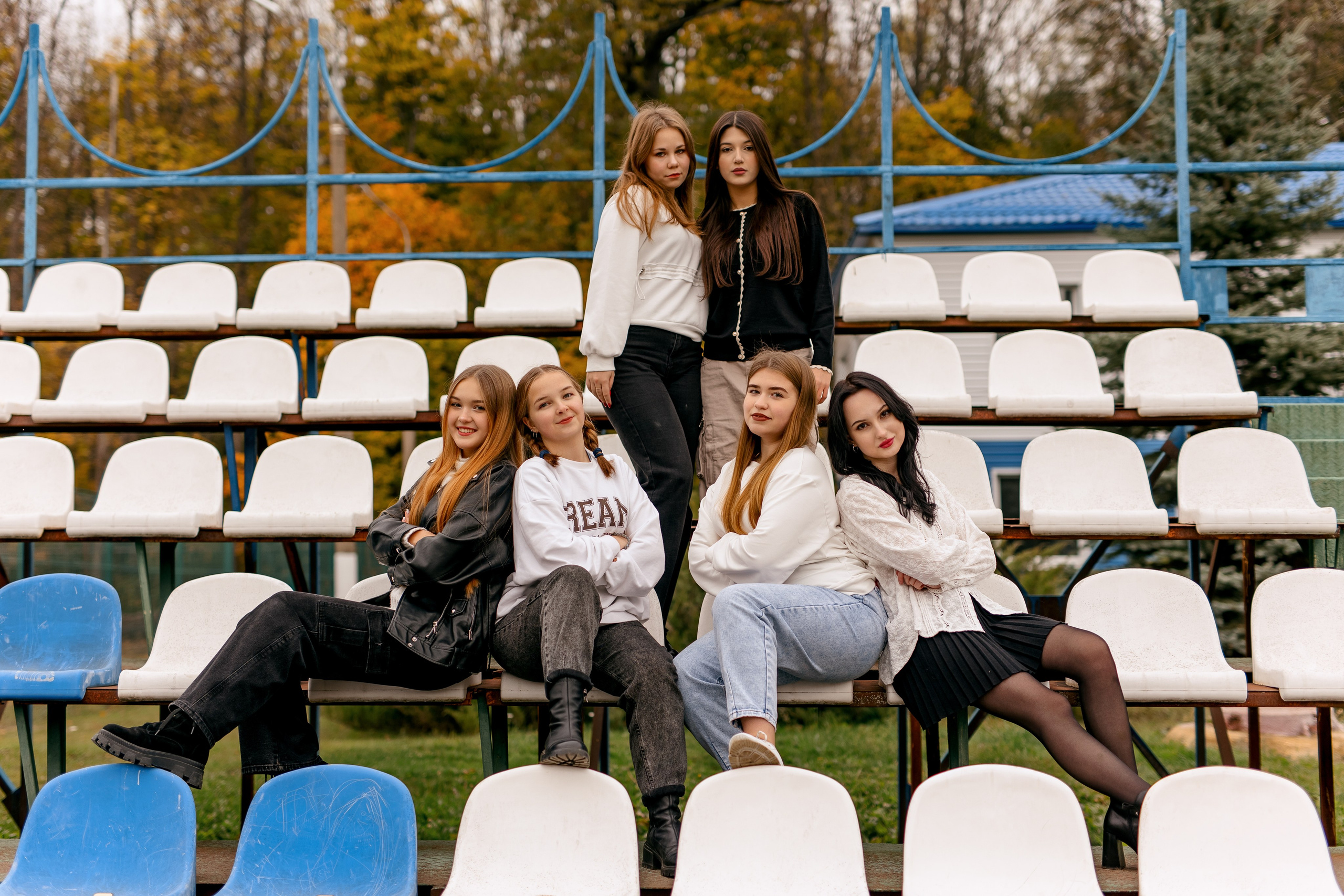 11 класс осенью в роще. Свадебный и семейный фотограф в Туле и области Маша Костина