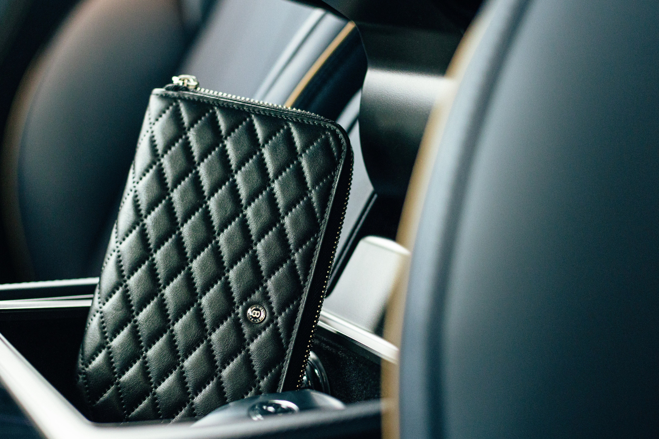 14.06.20 bentley. Руслан Плахтеев