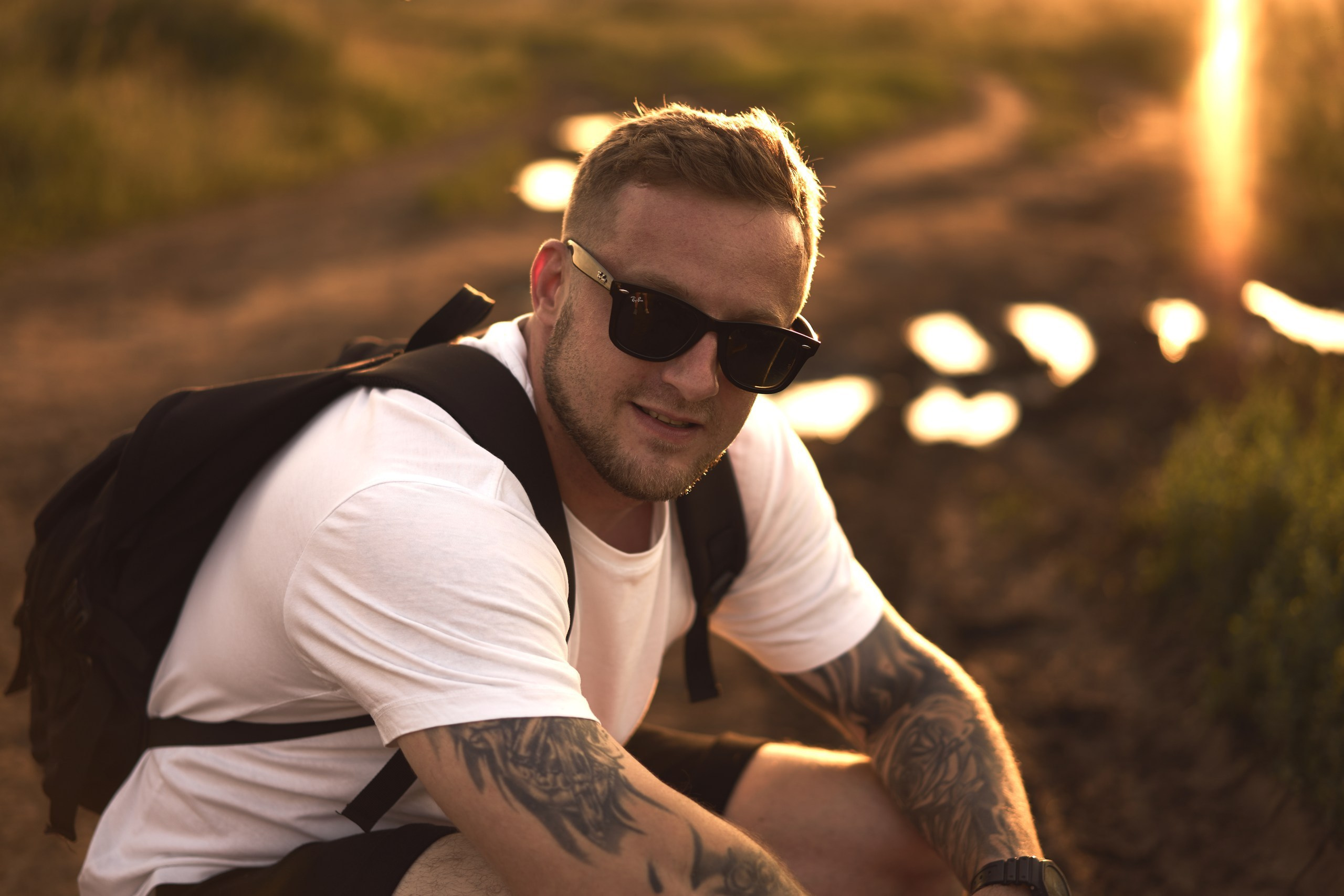 Фотосессия в поле на закате. Фотограф Екатеринбург Кокшарова Александра