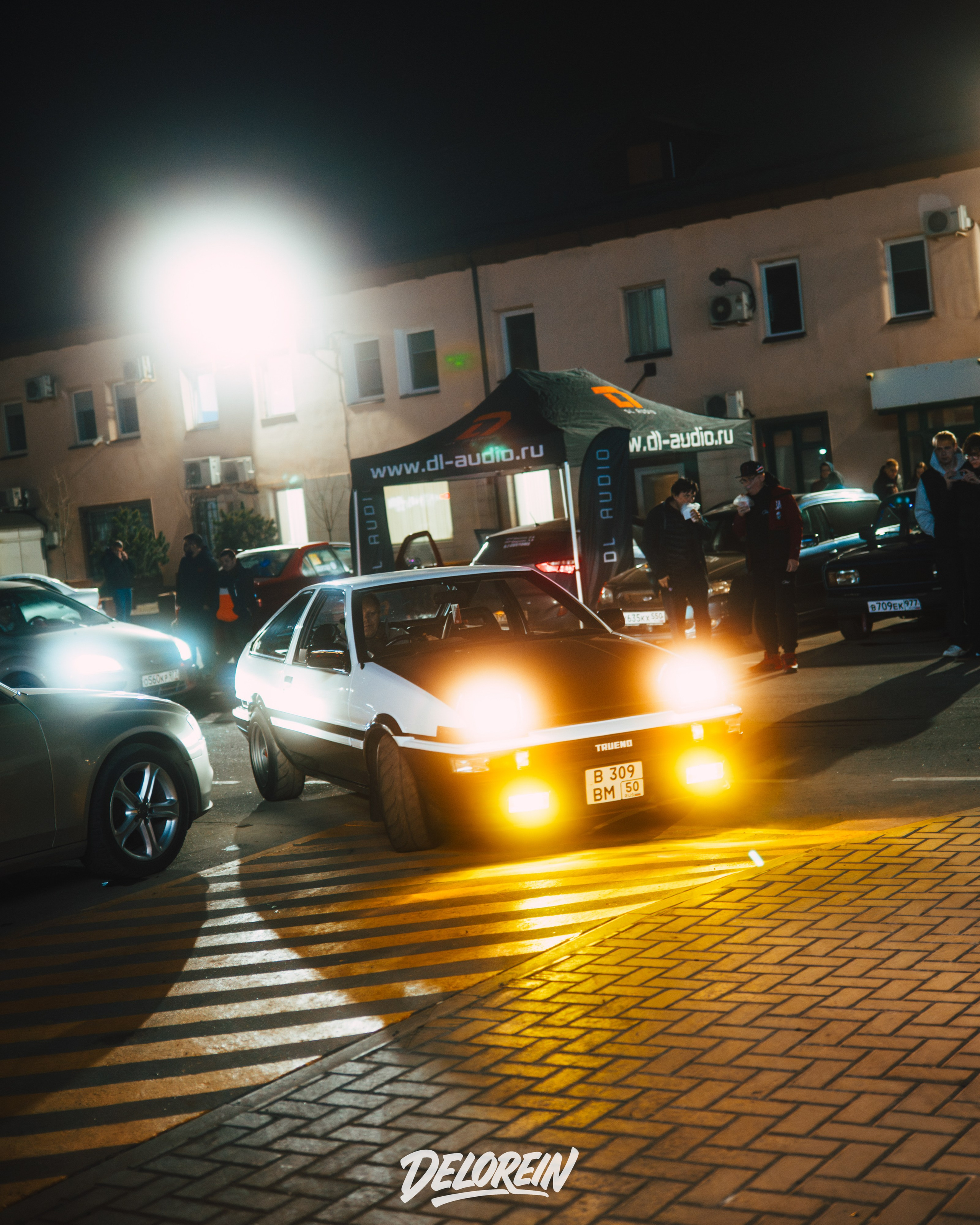 Downfly 25 марта 2026. DeLorein