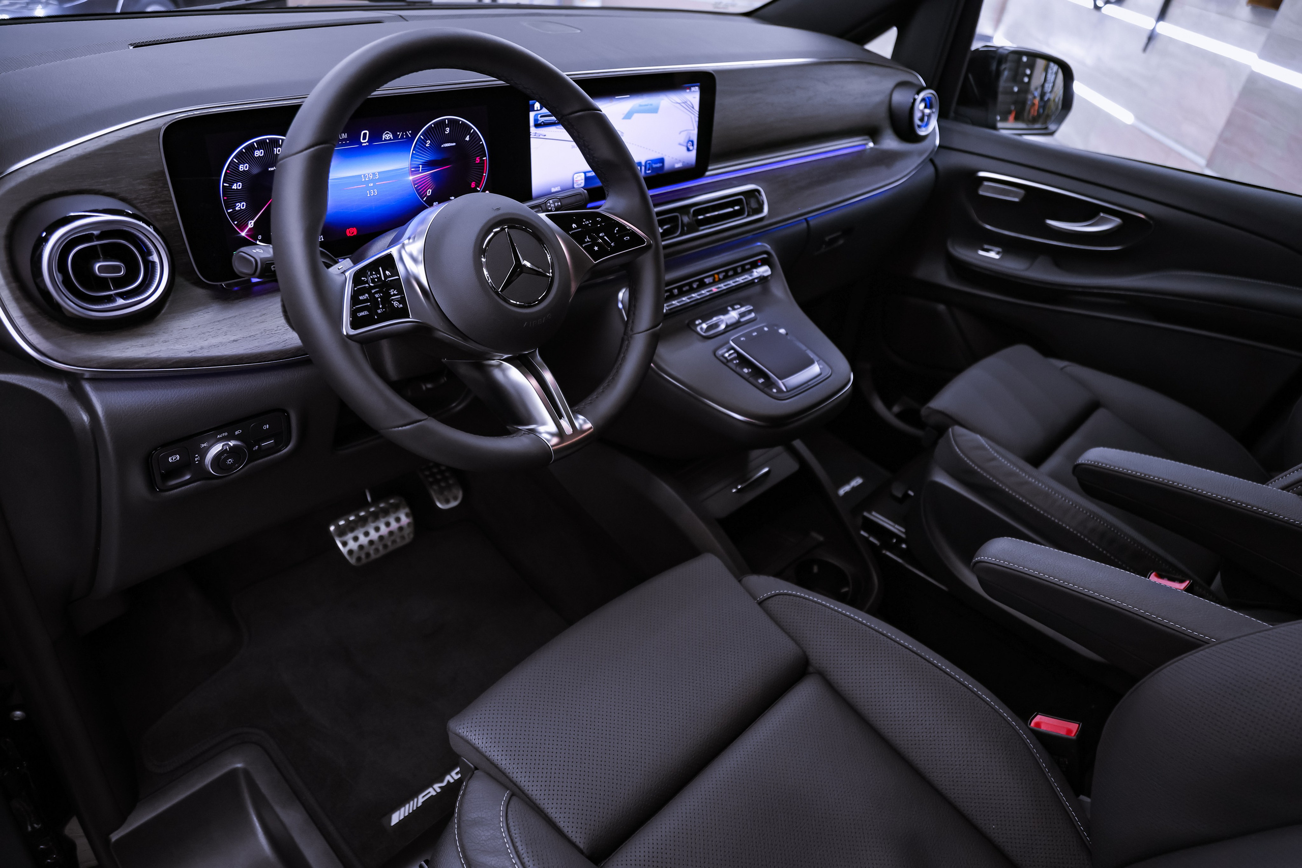 2024 MERCEDES BENZ V 300 d 4MATIC. Mixturecaptures