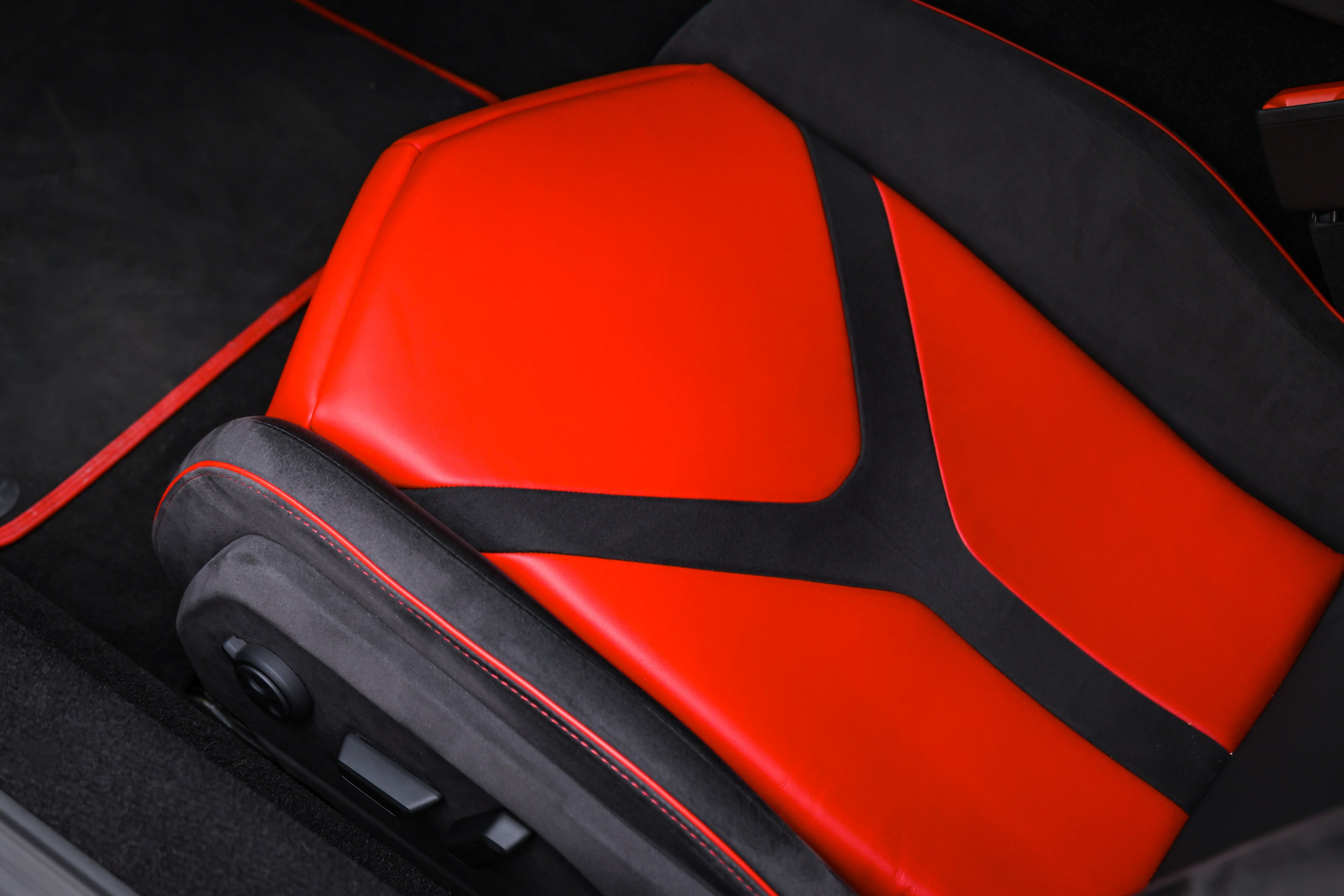 2024 Lamborghini Revuelto 6.5 AMT. Mixturecaptures