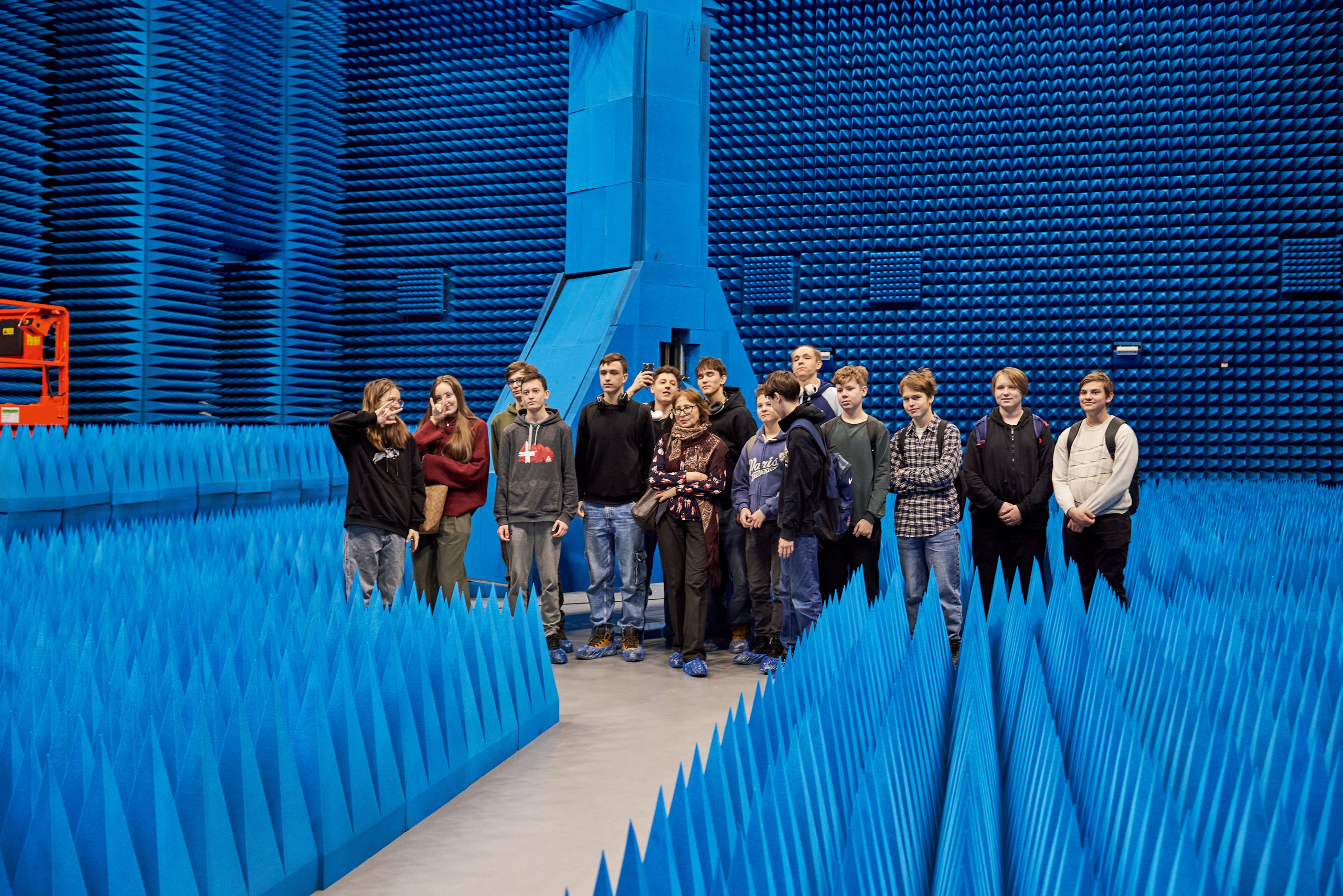 Экскурсия в «Газпром Космические системы». Фотограф Щёлково