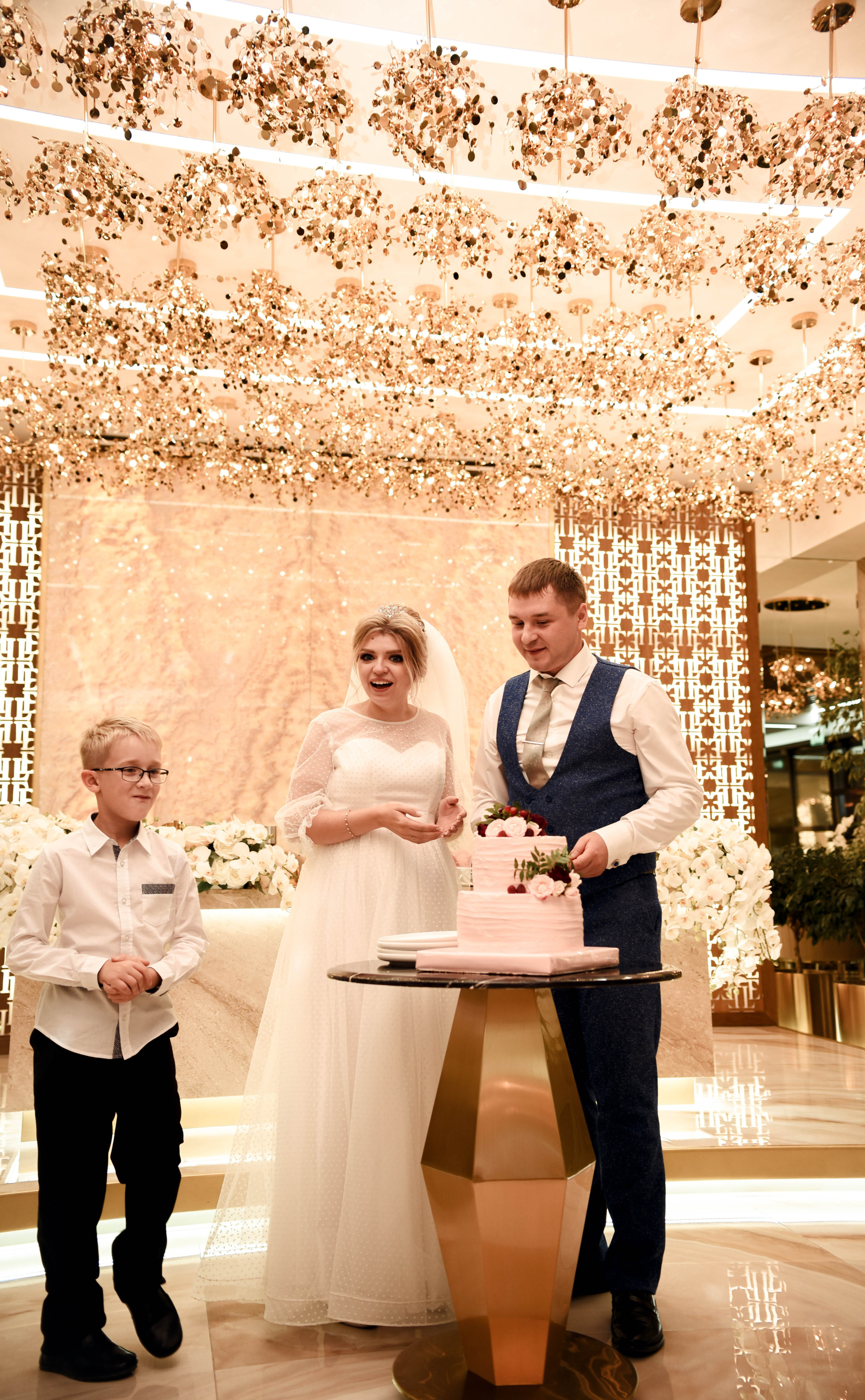 Романтичная история Яны и Константина. Свадебный, семейный, детский, контент фотограф в Омске Максим Ильин