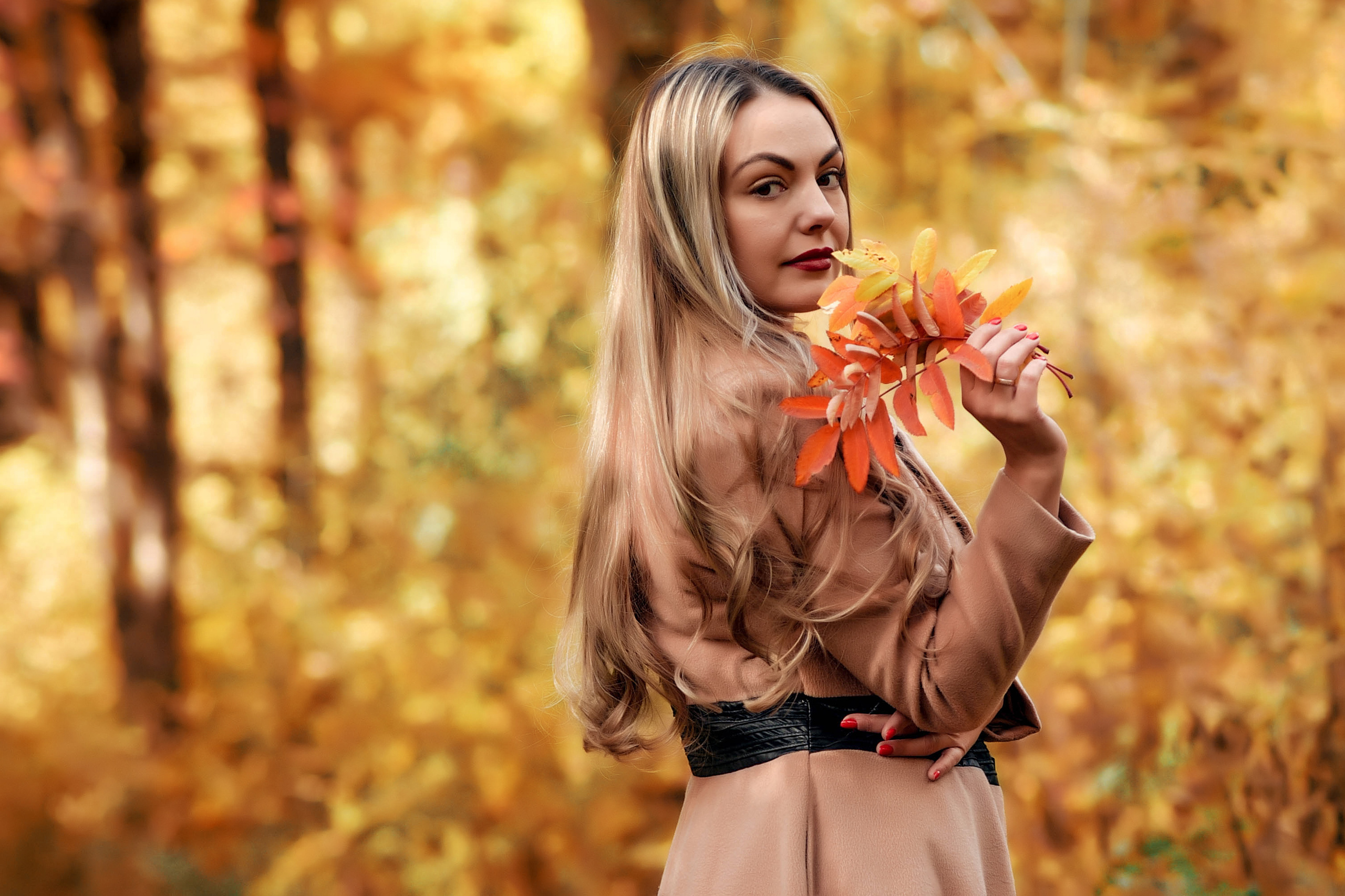 Прогулочные семейные, детские, индивидуальные фотосессии. Свадебный, семейный, детский, контент фотограф в Омске Максим Ильин