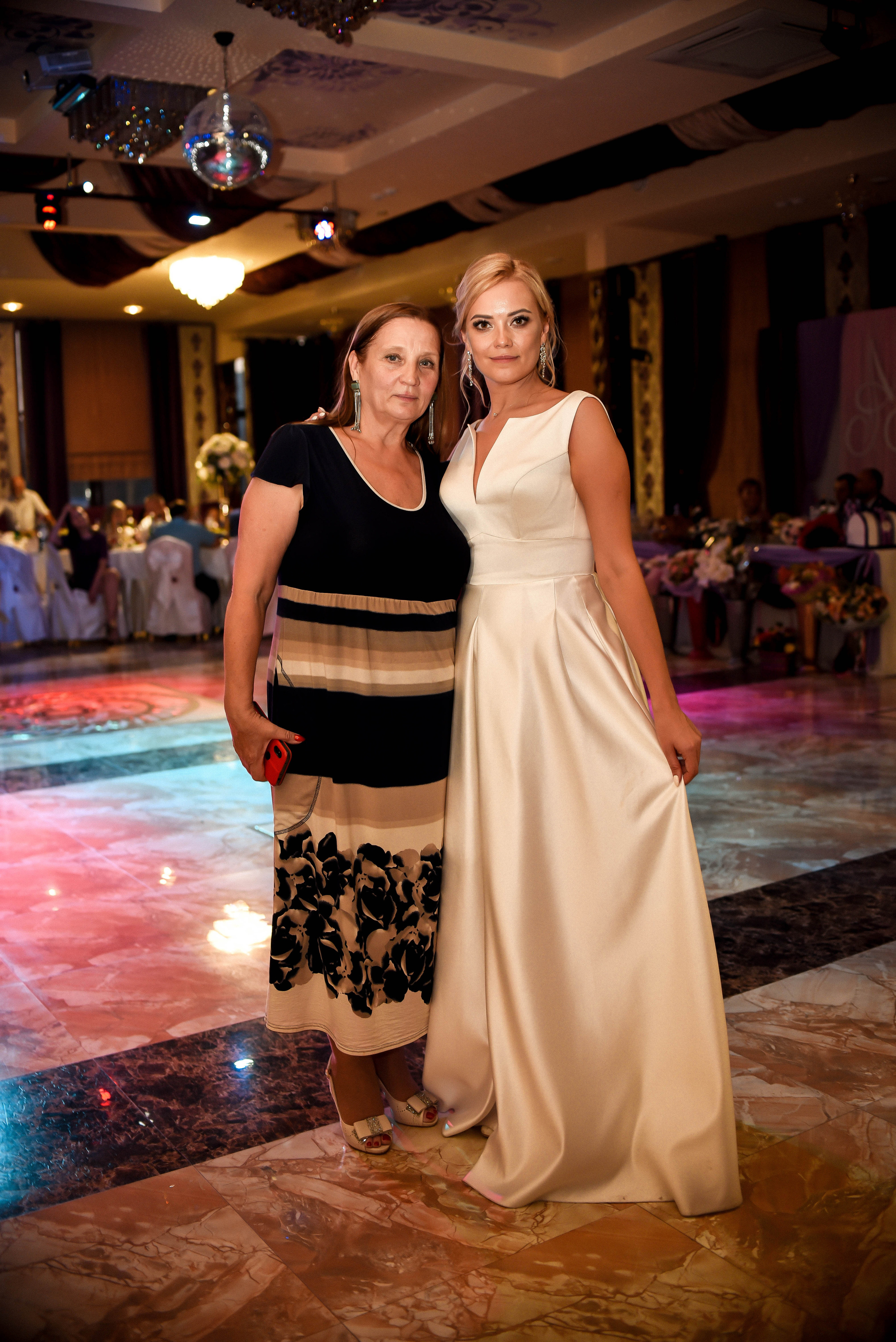 Элегантная пара Александр и Людмила. Свадебный, семейный, детский, контент фотограф в Омске Максим Ильин