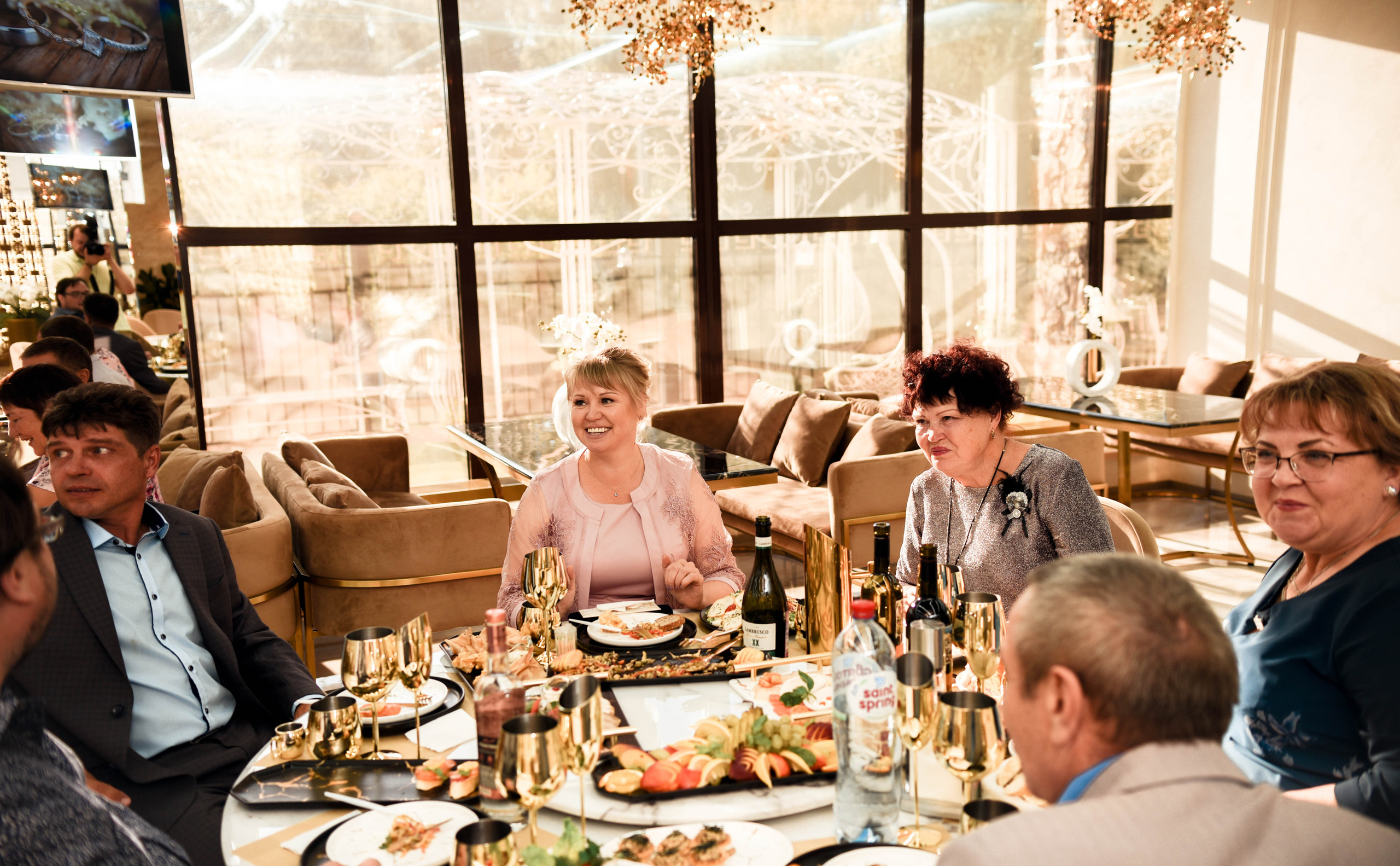 Романтичная история Яны и Константина. Свадебный, семейный, детский, контент фотограф в Омске Максим Ильин