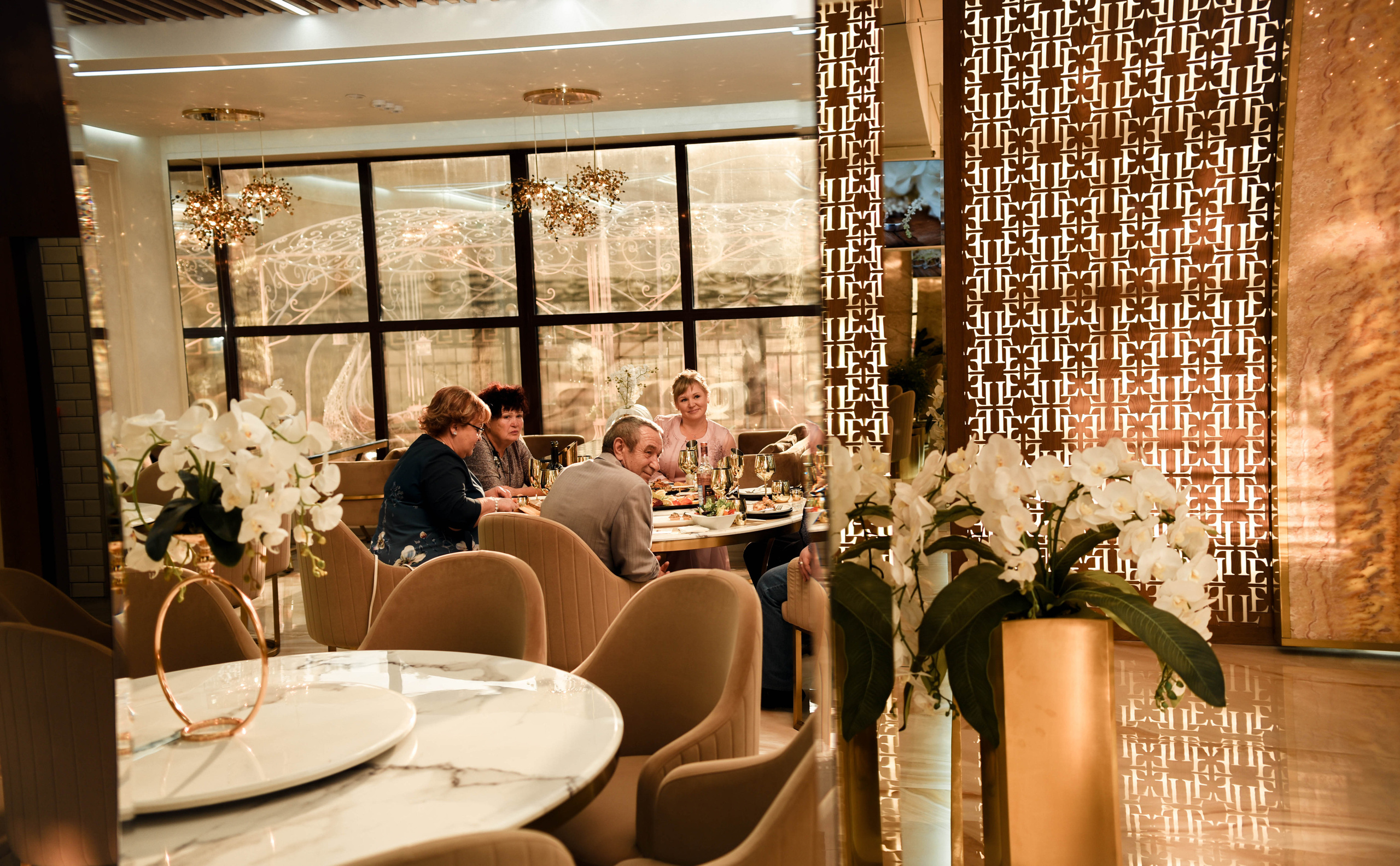 Романтичная история Яны и Константина. Свадебный, семейный, детский, контент фотограф в Омске Максим Ильин