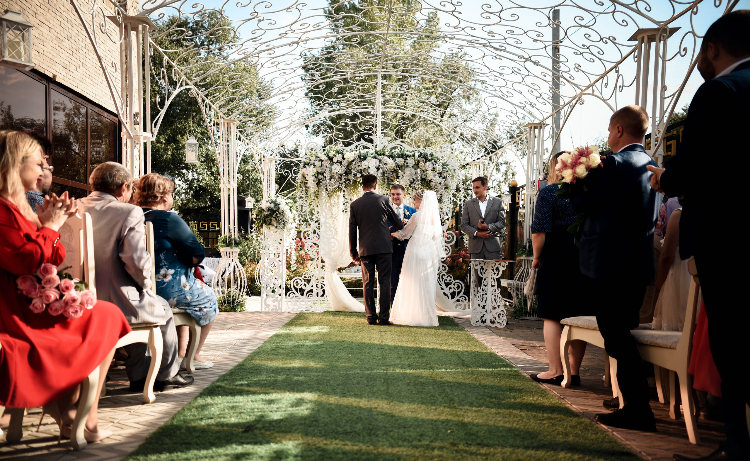 Романтичная история Яны и Константина. Свадебный, семейный, детский, контент фотограф в Омске Максим Ильин