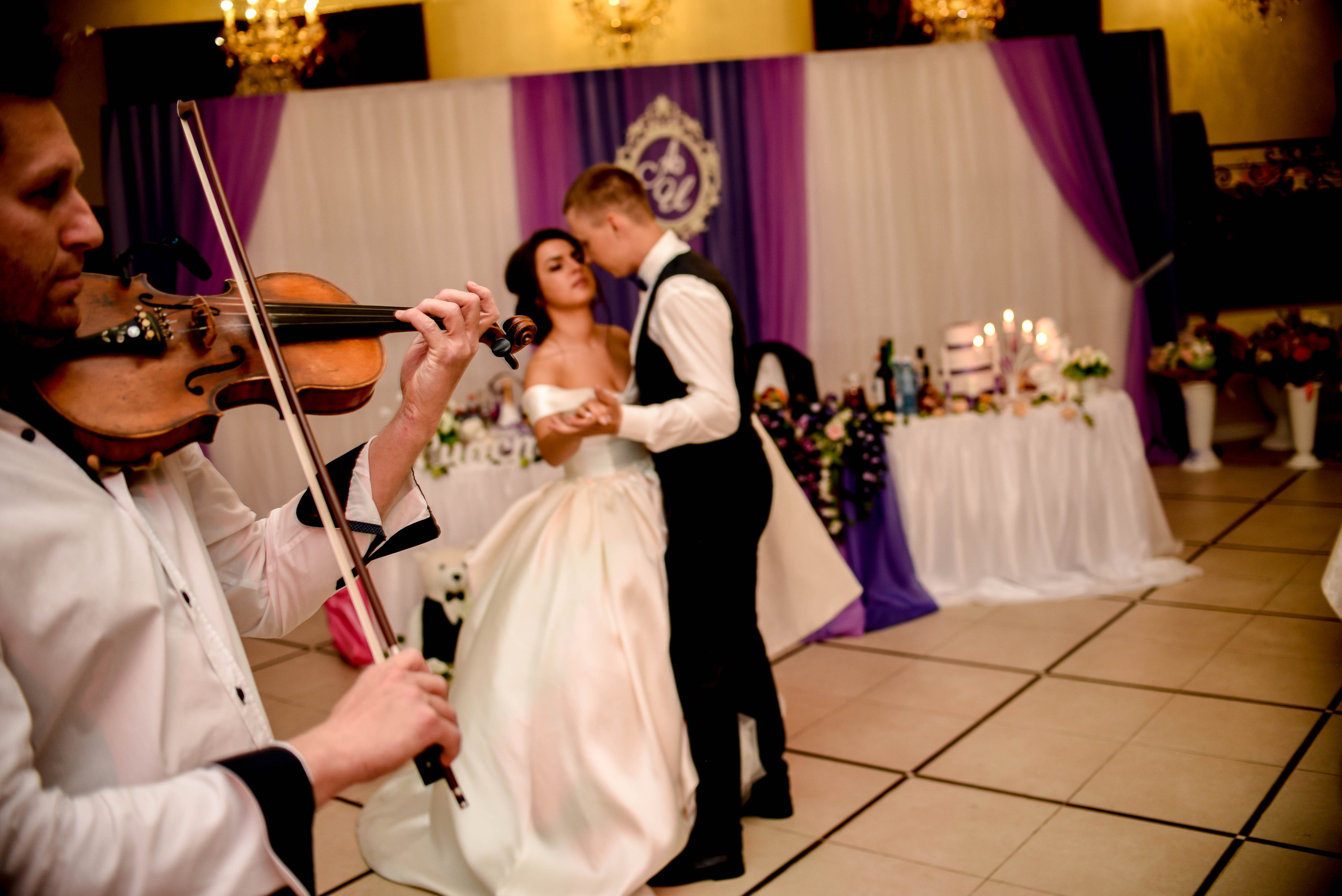 Яркая июльская история Алескандра и Инны. Свадебный, семейный, детский, контент фотограф в Омске Максим Ильин