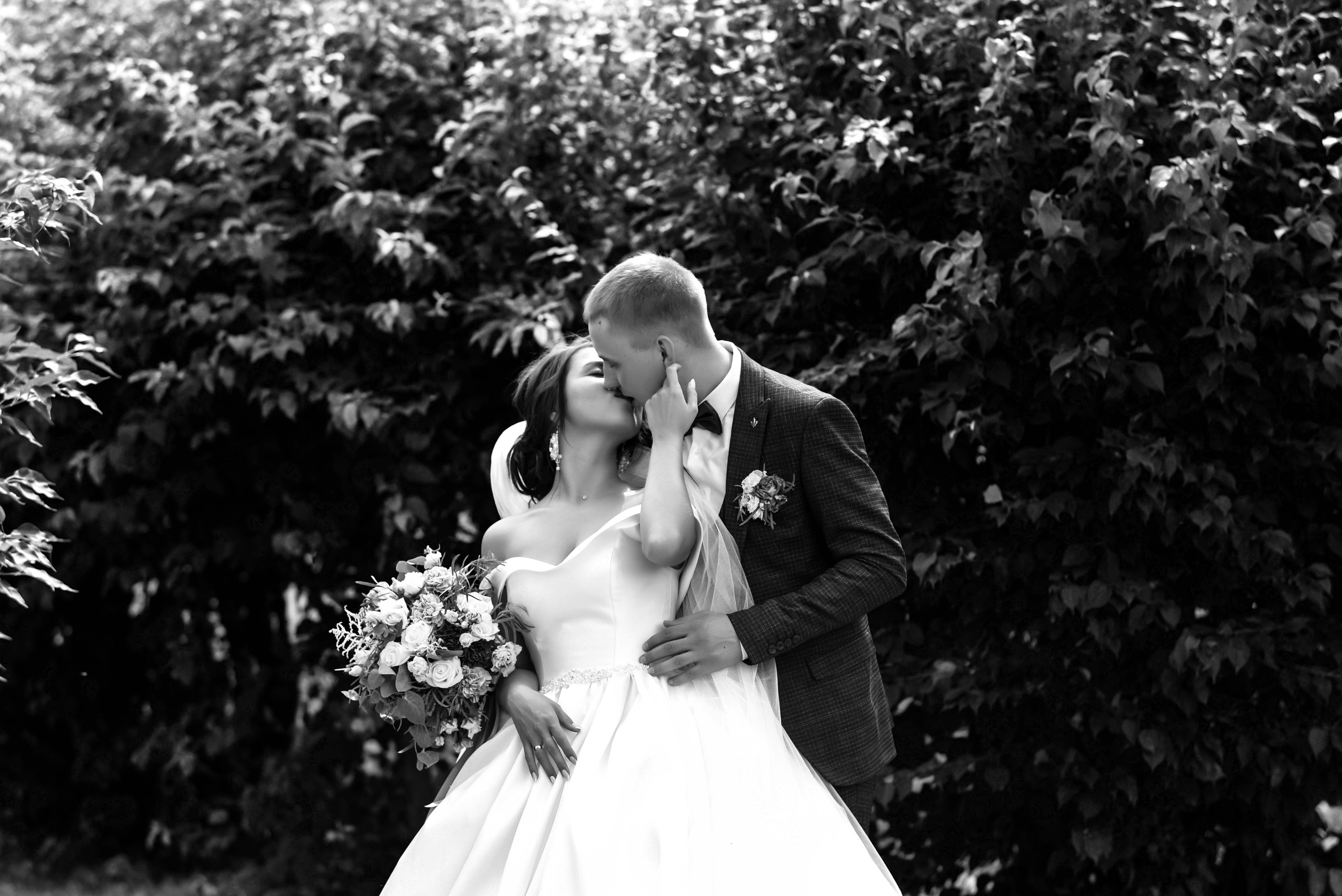 Яркая июльская история Алескандра и Инны. Свадебный, семейный, детский, контент фотограф в Омске Максим Ильин