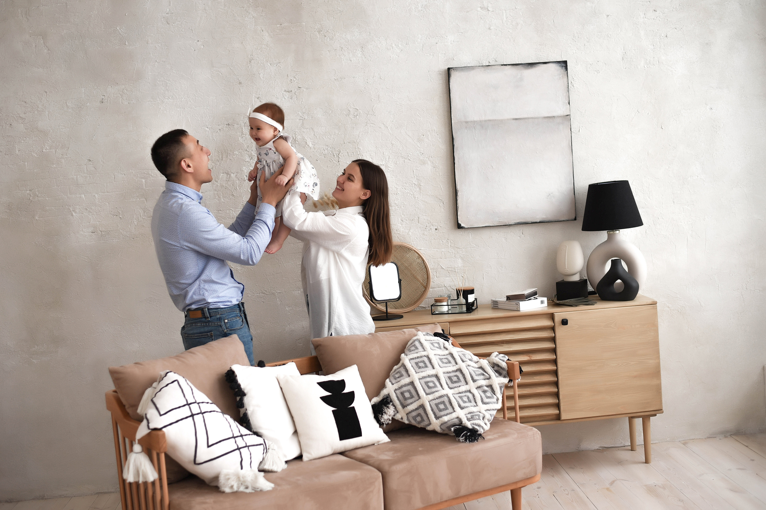 Студийные семейные, детские, индивидуальные фотосессии. Свадебный, семейный, детский, контент фотограф в Омске Максим Ильин